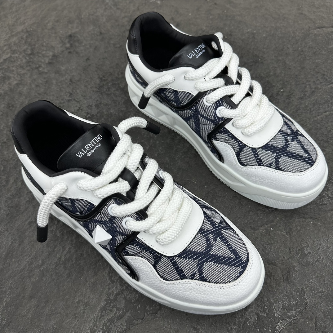 Valentino One Stud XL Sneaker Size 36-46