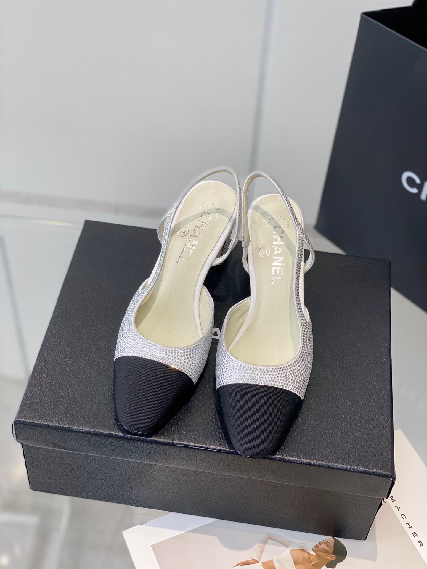 Chanel Slingbacks Pumps Size 35-41 2-Color