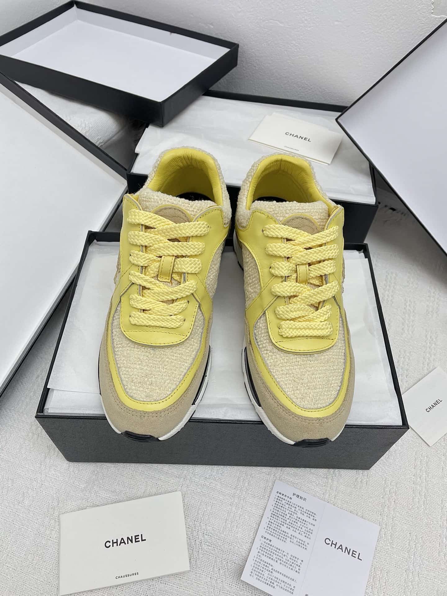 Chanel Sneaker Shoes Men Women