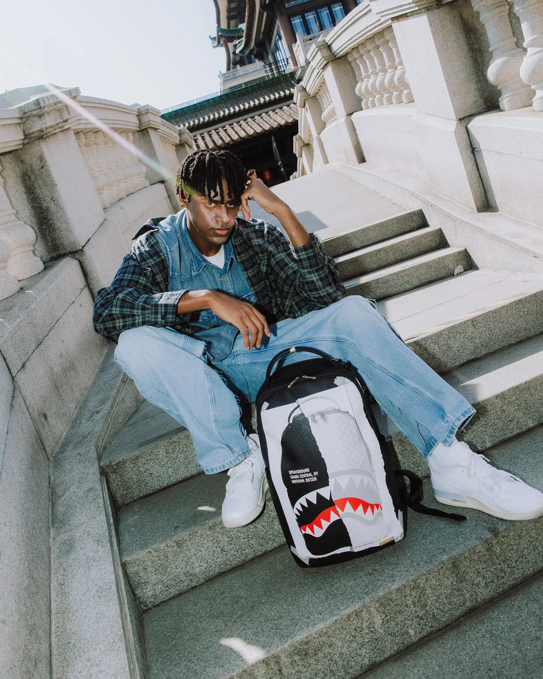 BAG ON BAG OPTICAL ILLUSION SHARKS IN PARIS BACKPACK