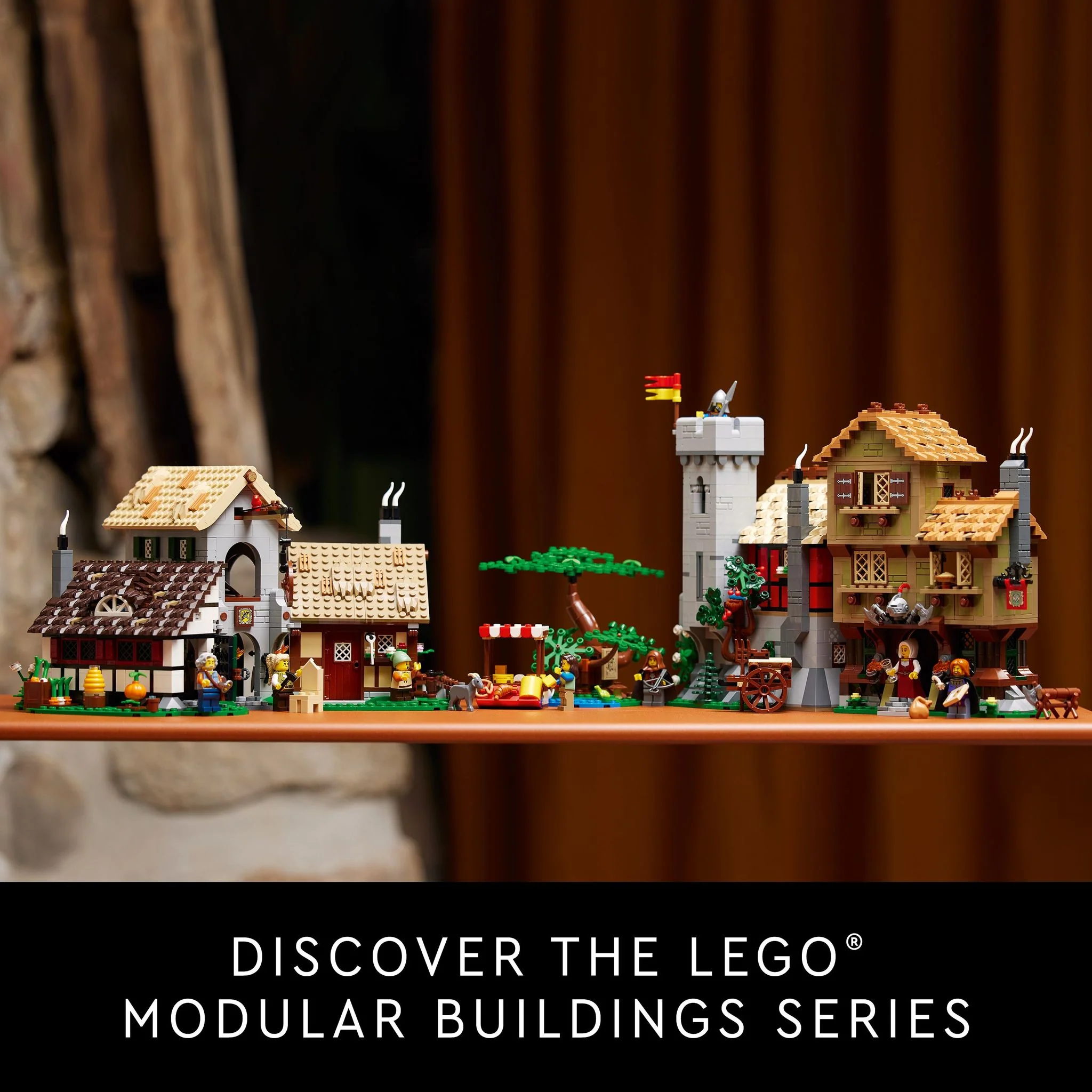 LEGO 10332 Icons Medieval Town Square