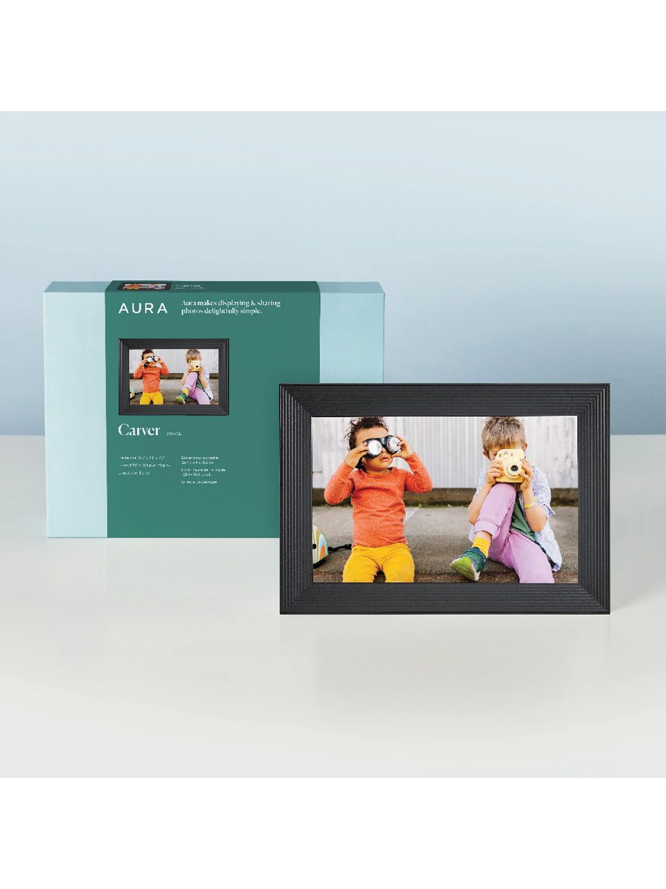 Carver WiFi-connected Solid Picture Frame