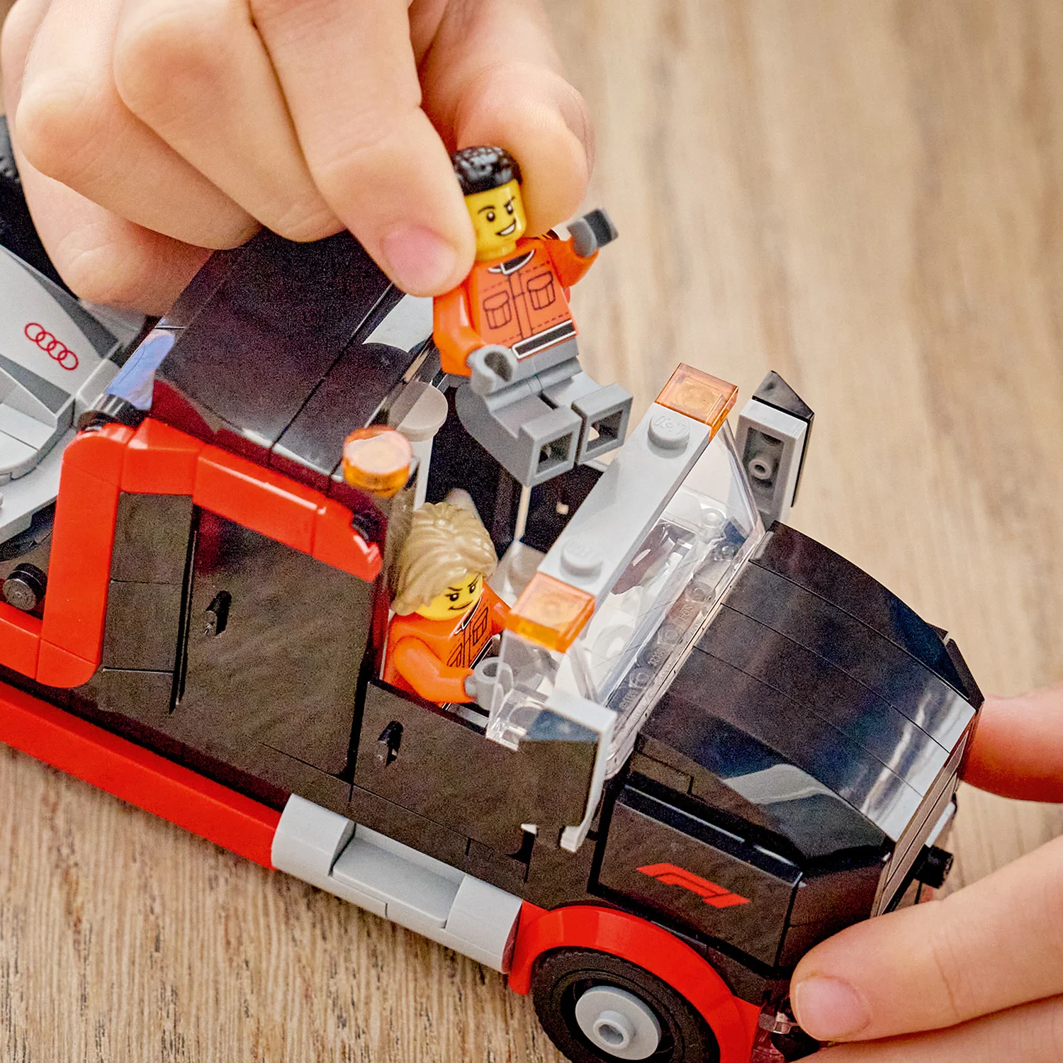 LEGO® City F1® Display Truck with Audi F1® Race Car