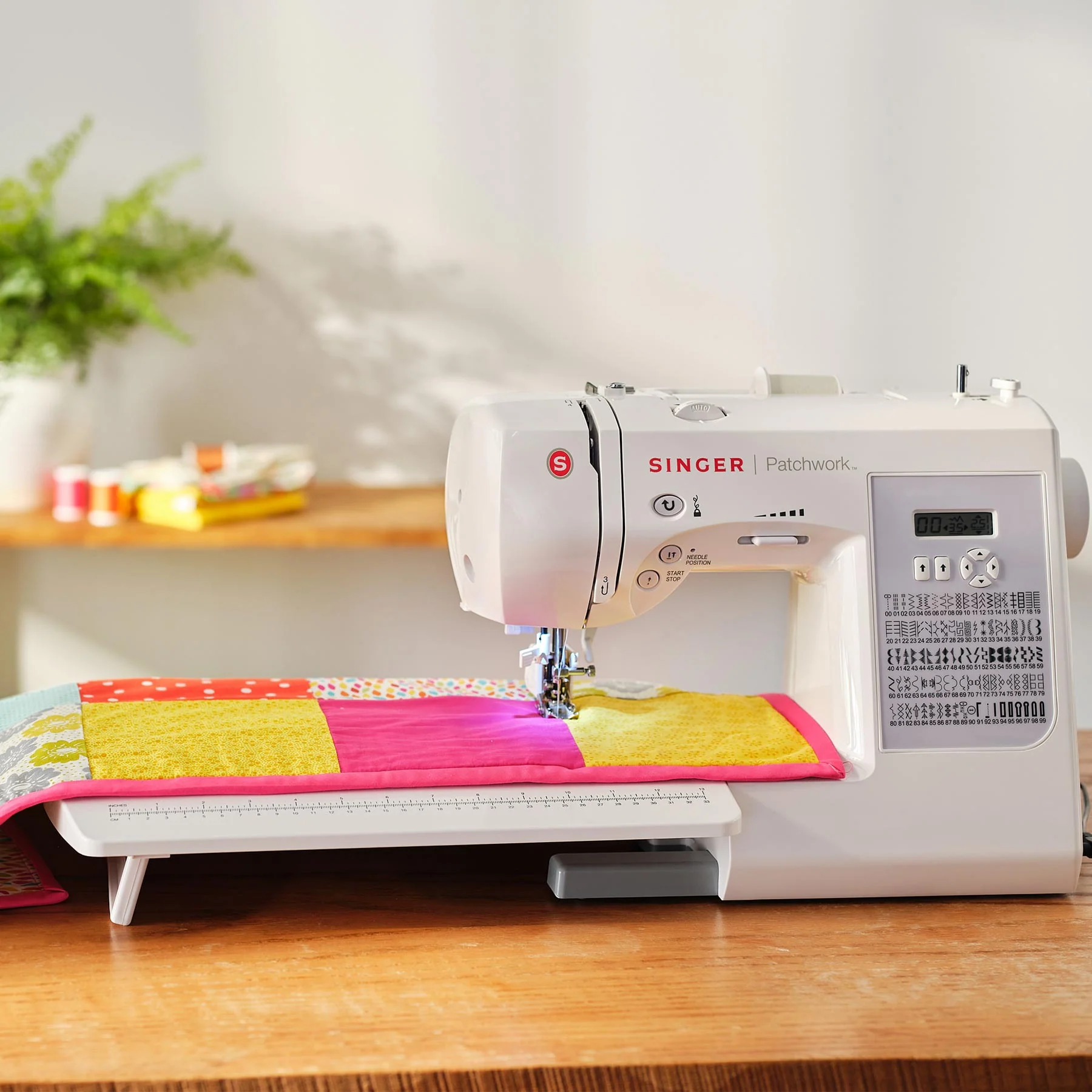 SINGER® Patchwork 7285Q & StreamCraft Plus Bundle