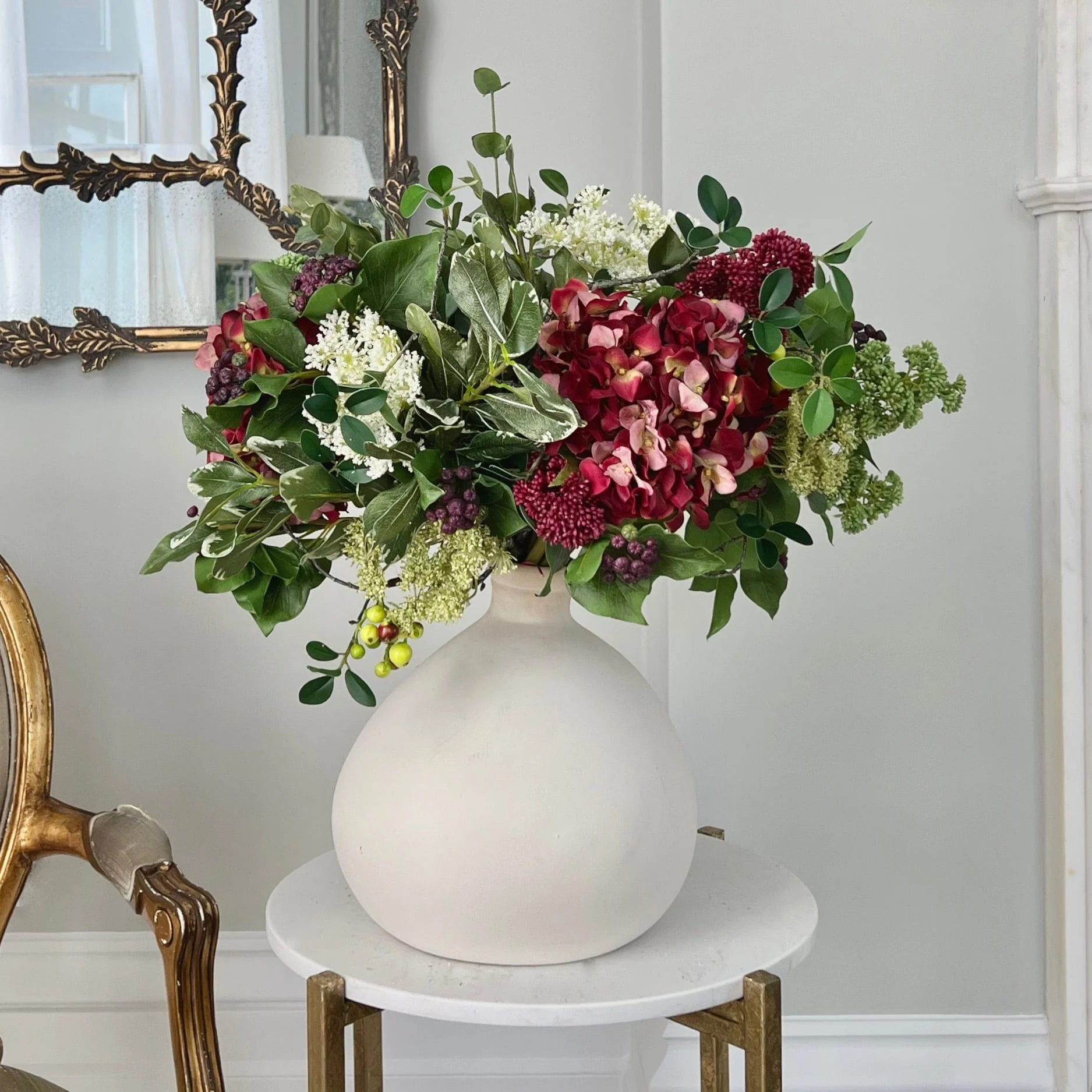 Red Autumnal Aura Bouquet