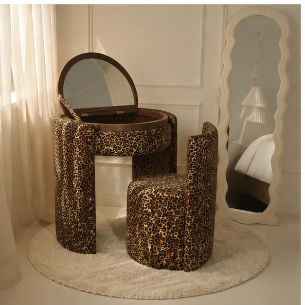 LunaNest™ | Tocador compacto tapizado con espejo y silla