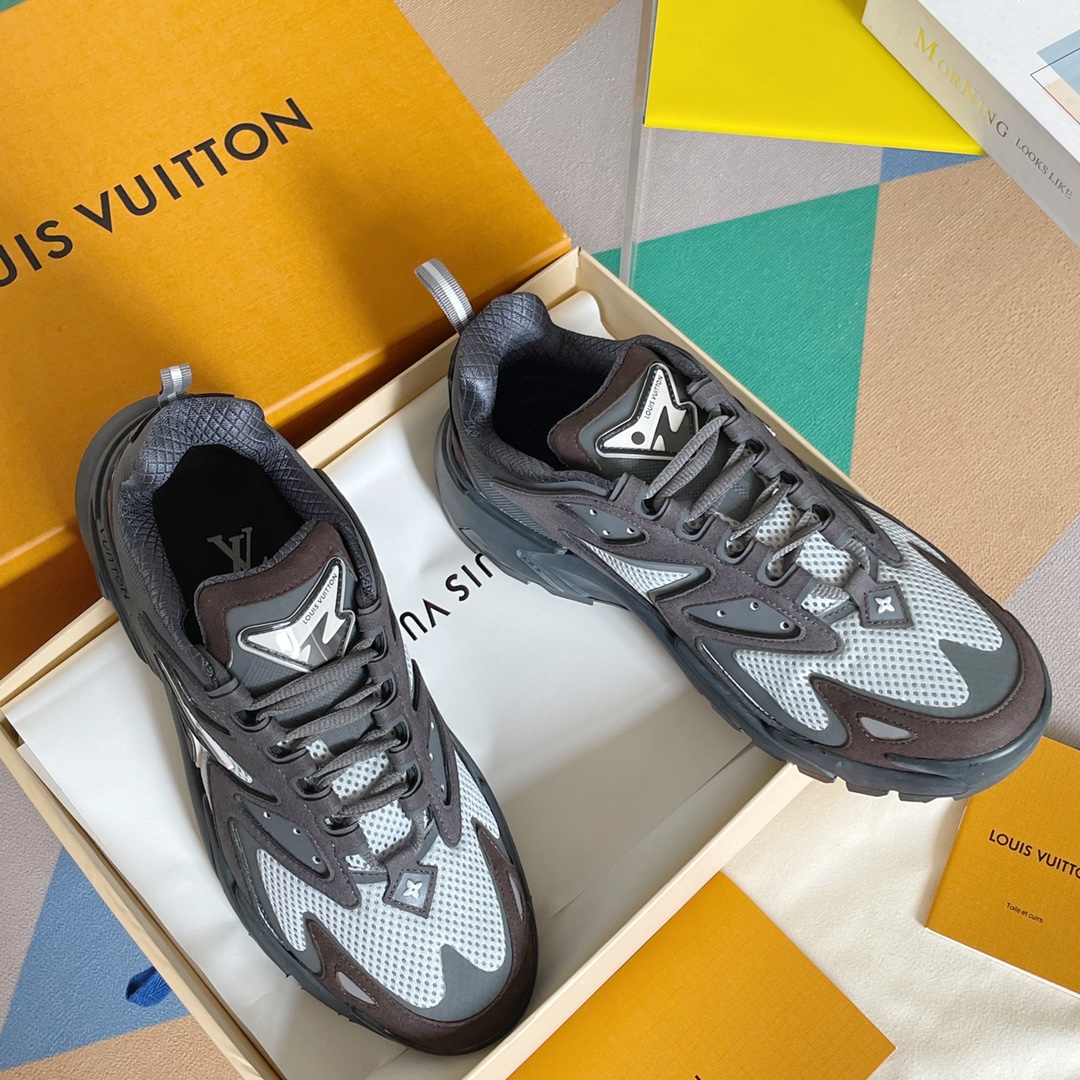 Louis Vuitton LV Runner Tatic Sneaker Size 40-46