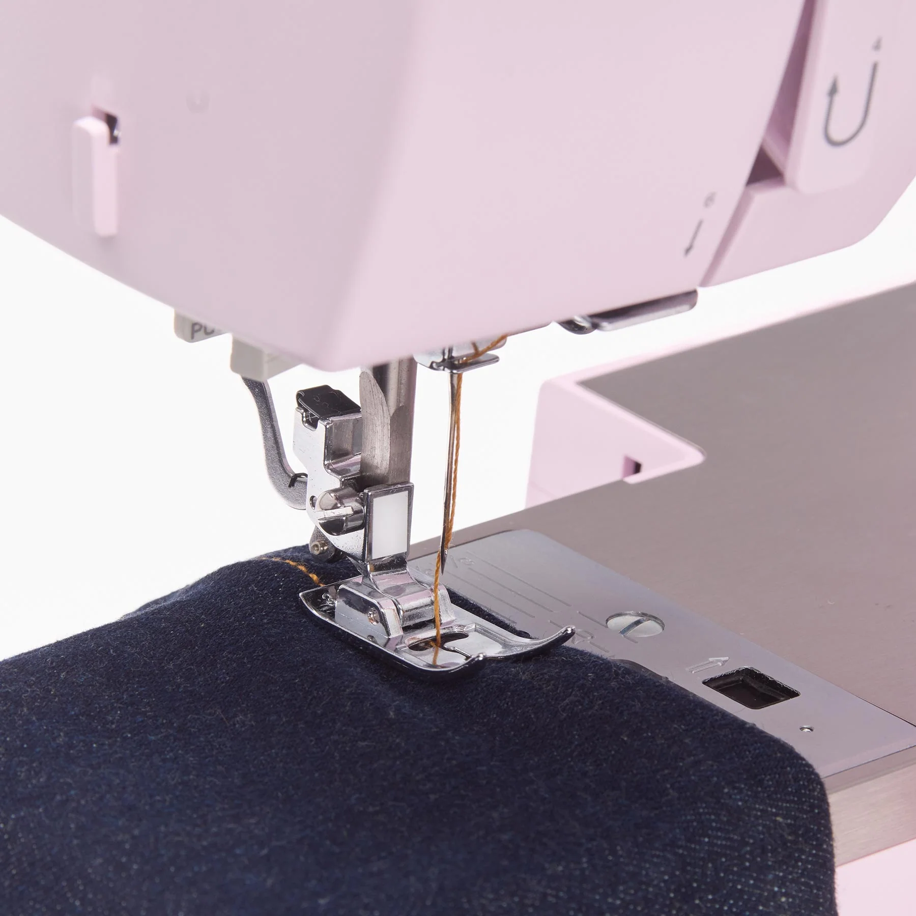 SINGER® Heavy Duty 4452 Rosewater Pink Sewing Machine