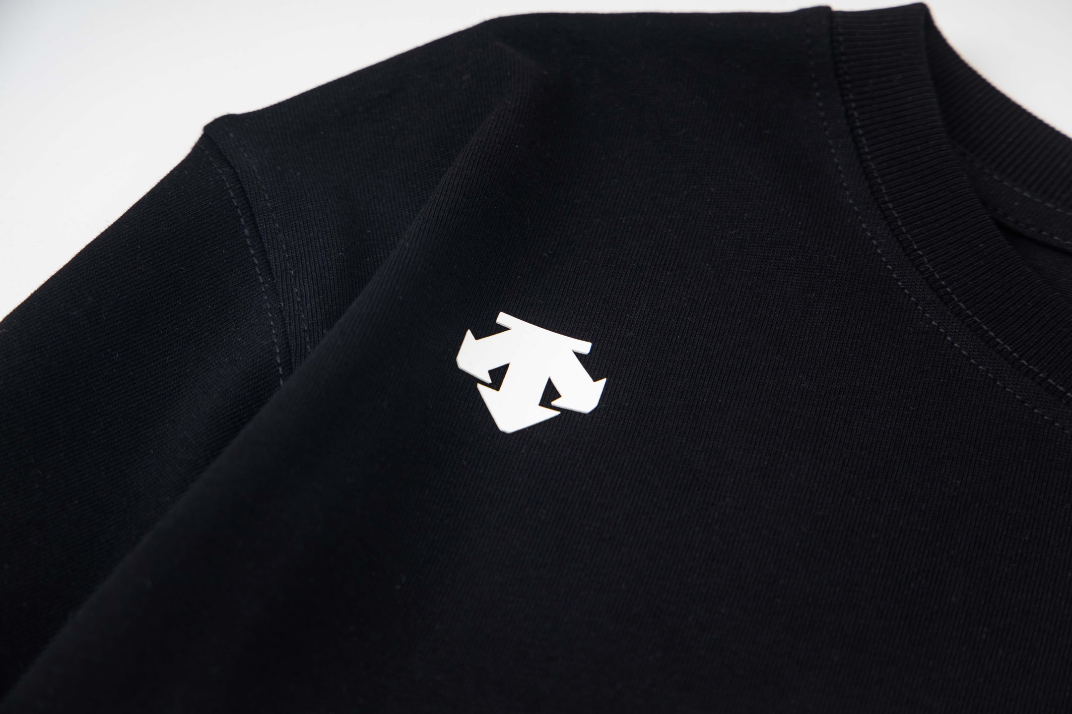 Descente  2026ss  New Sweatshirt  Size XS-L