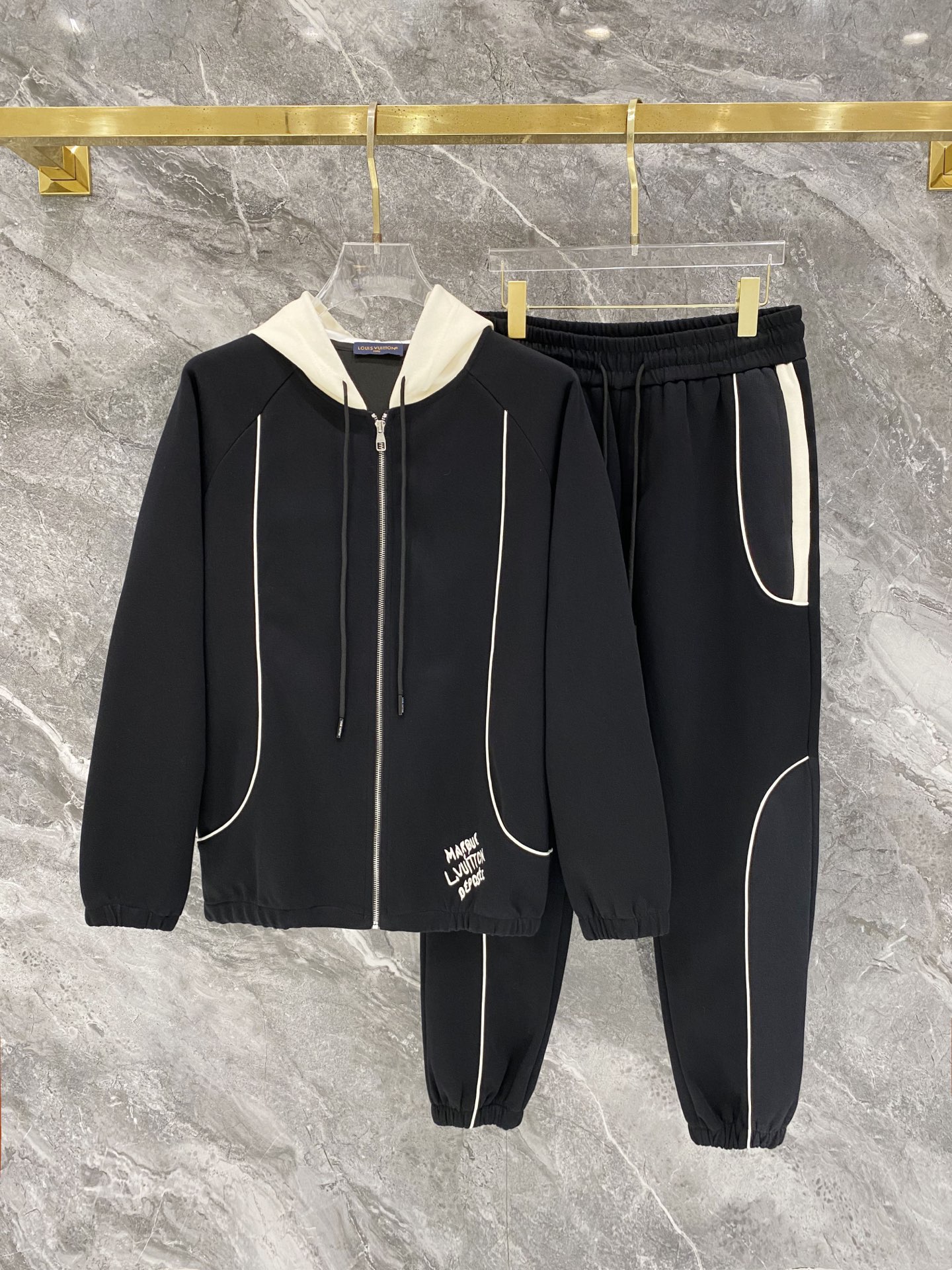 Louis Vuitton   2026ss  New Jogging Suit  Size M-XXXL