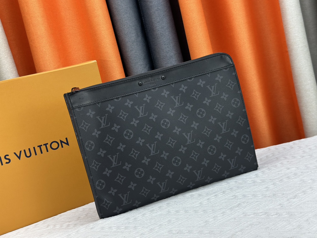 Louis Vuitton M82074 Pochette Jour Clutch Bags Size 35*25*2cm