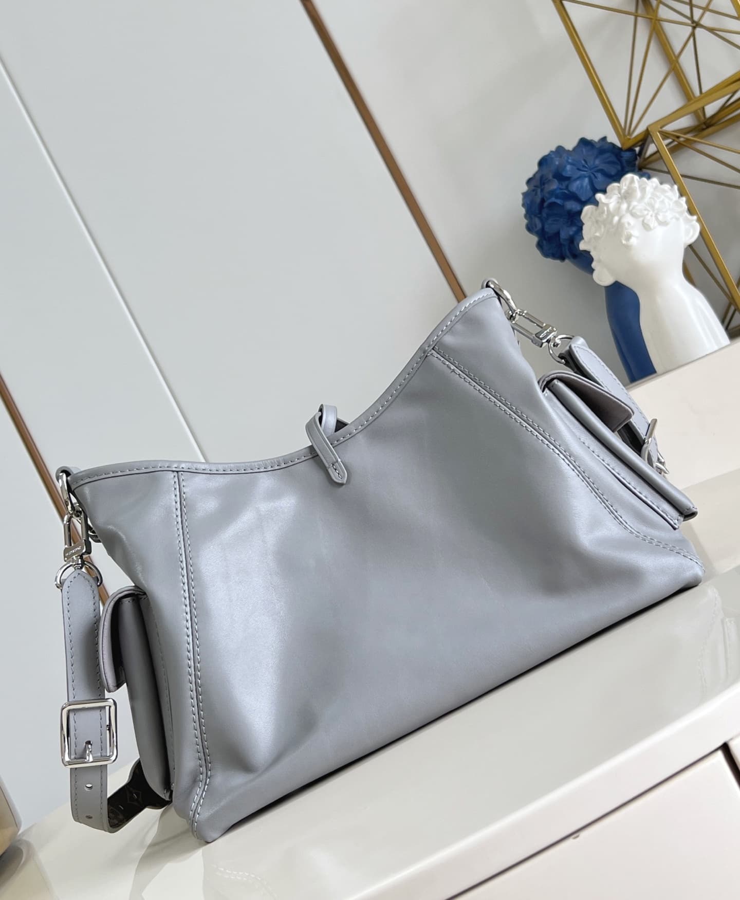 Louis Vuitton CarryAll Cargo Vibe PM Trianon Gray Lambskin leather M12579 High