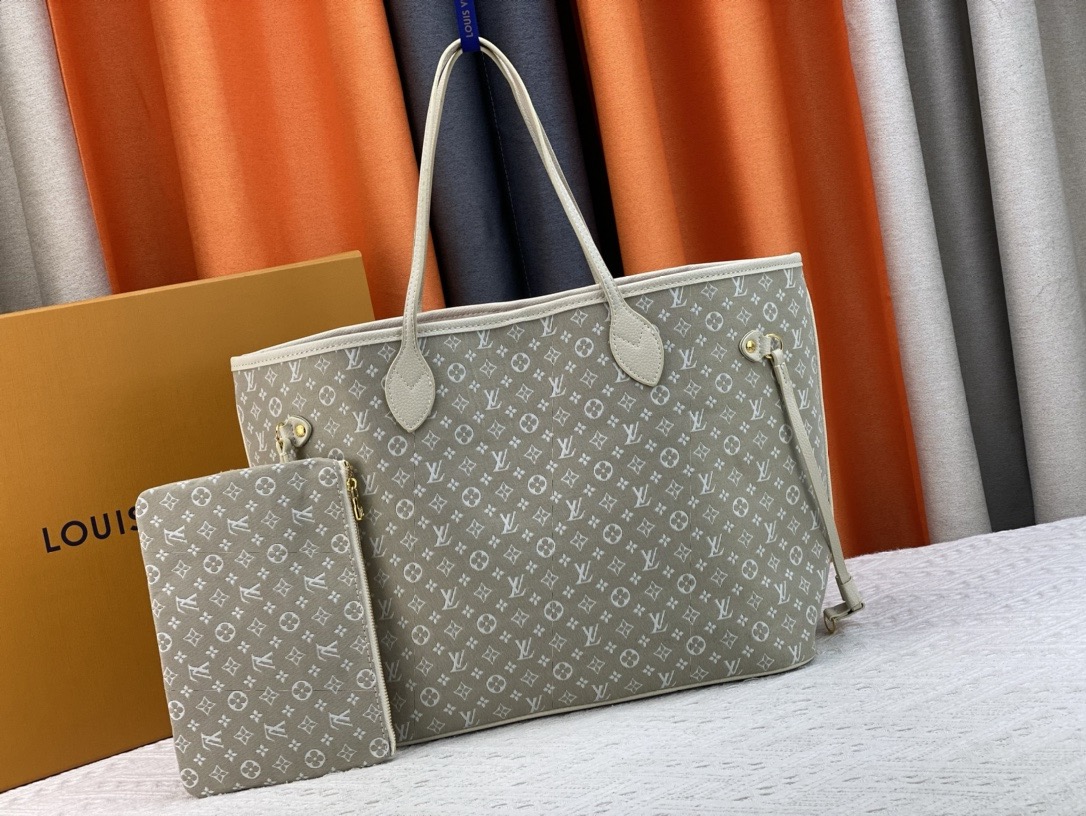 Louis Vuitton Shopping Bags 31*28*14cm