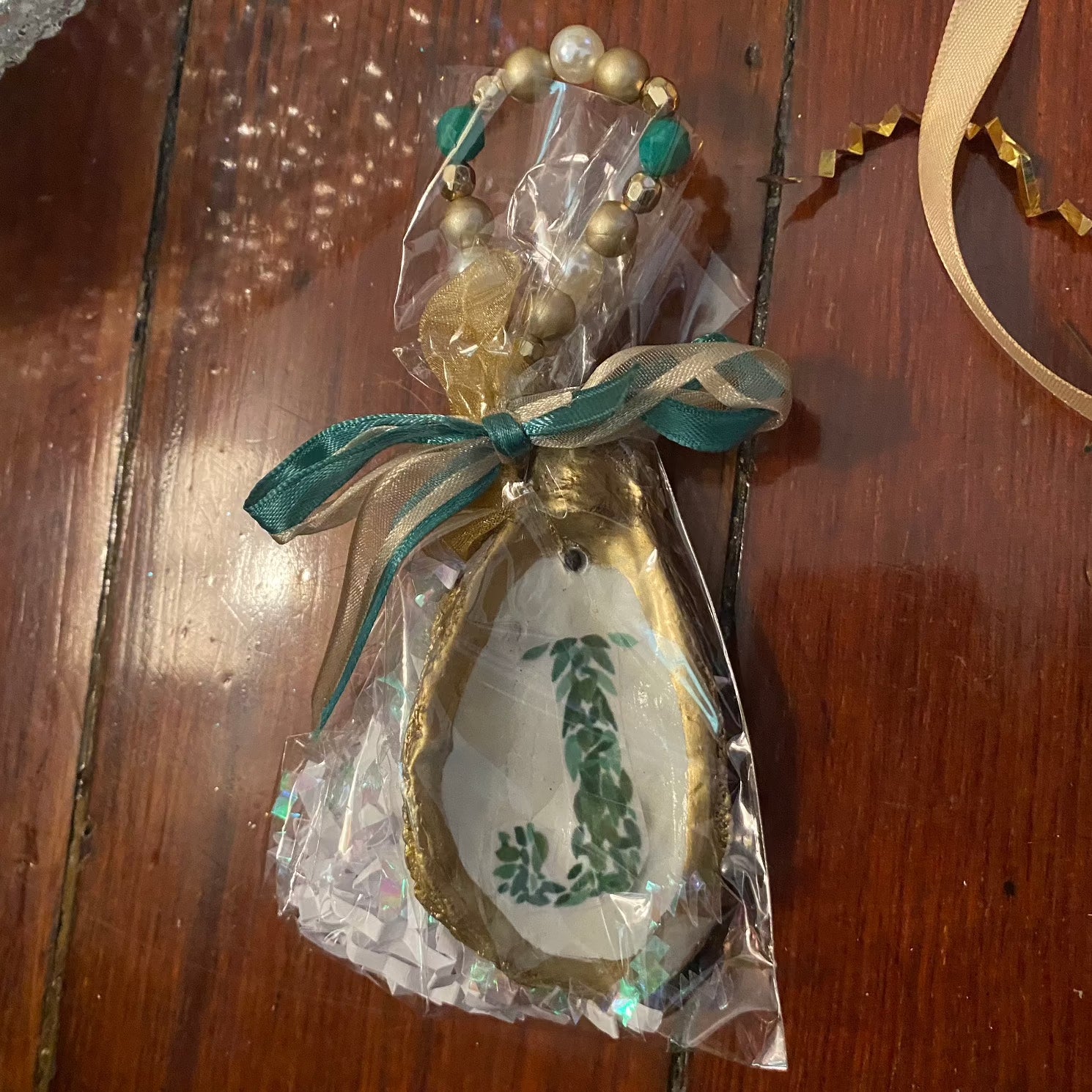 Monogram J Oyster Ornament Hostess Gift Wine Charm