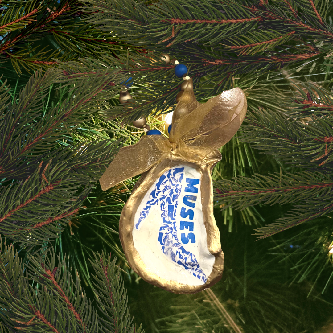Muses Shoe Oyster Ornament