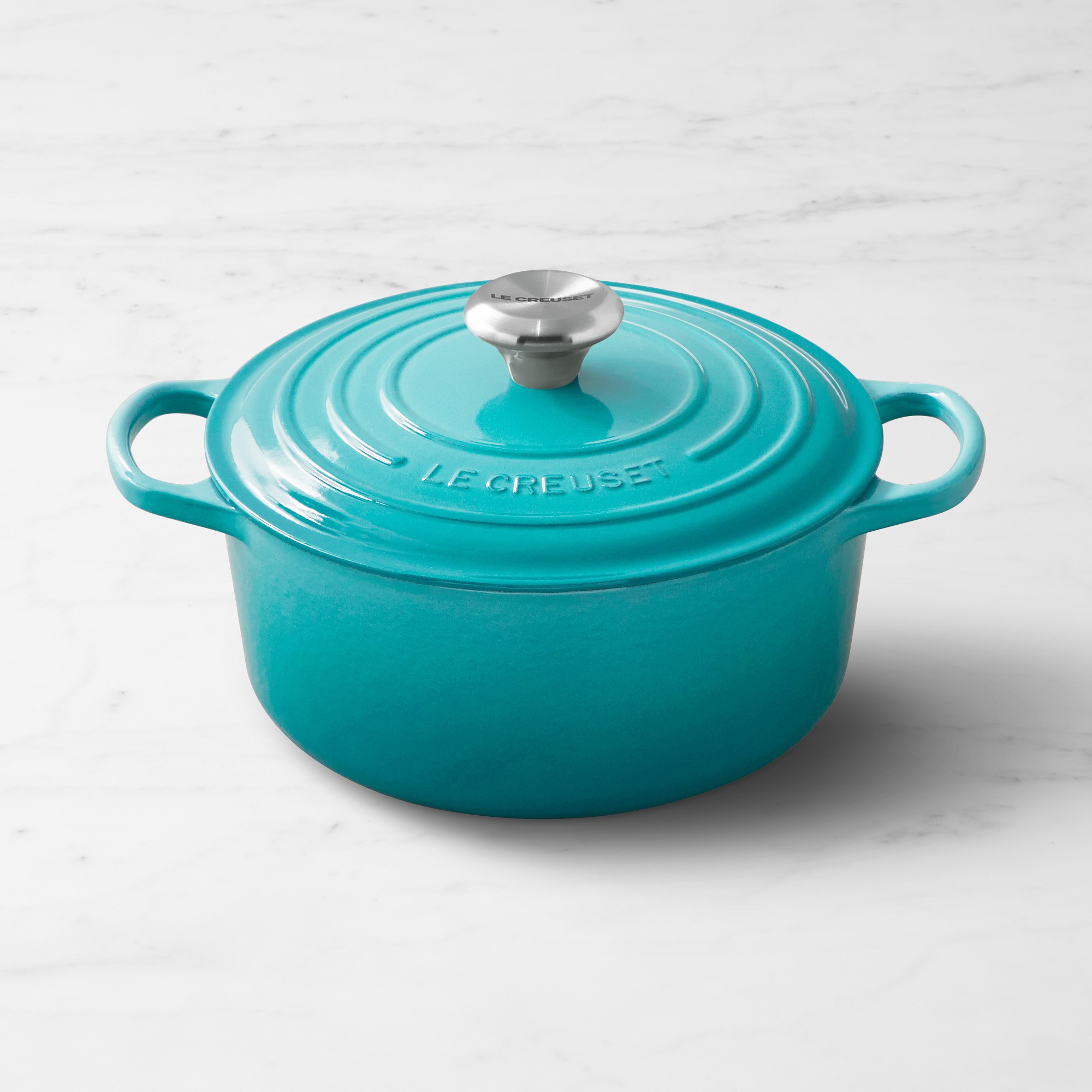 Le Creuset Signature Enameled Cast Iron Round Dutch Oven