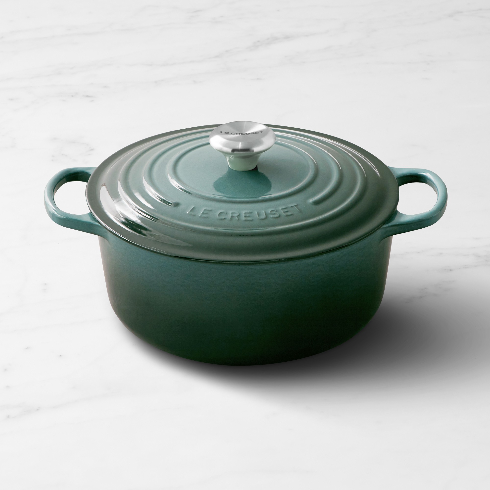 Le Creuset Signature Enameled Cast Iron Round Dutch Oven