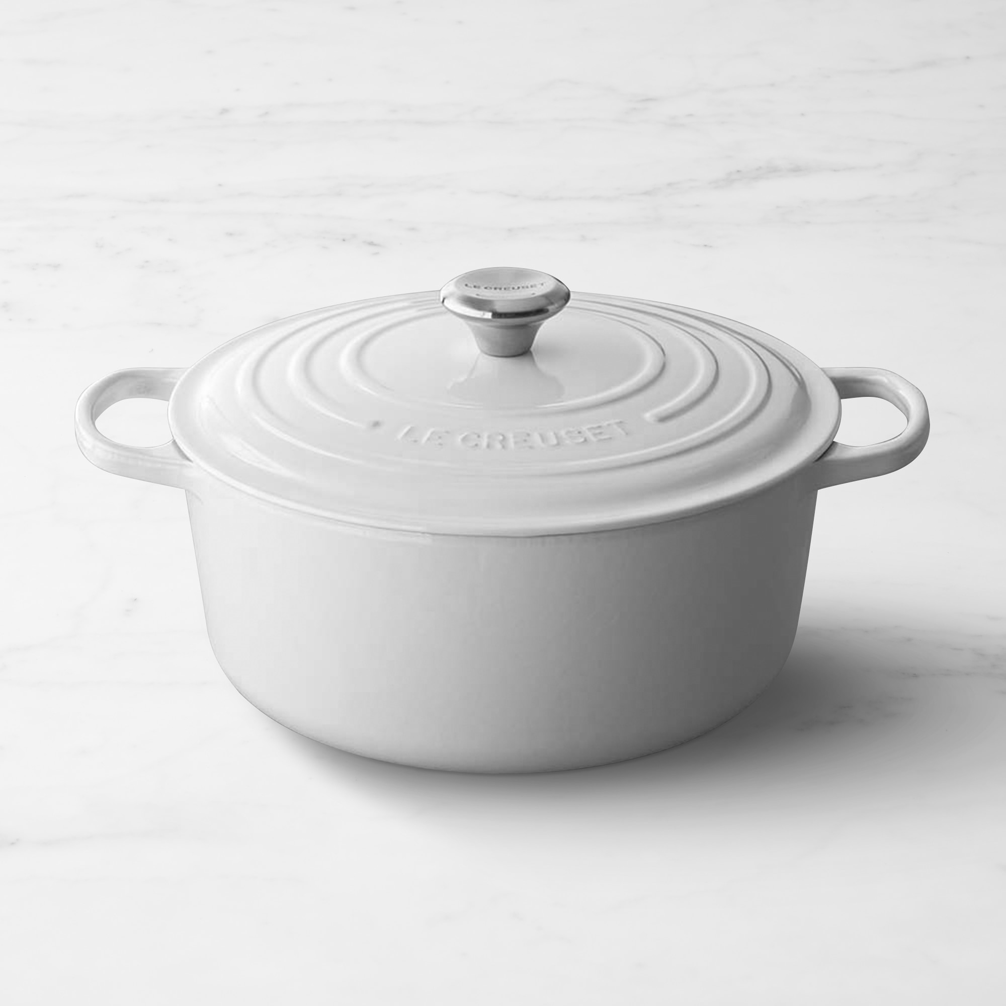 Le Creuset Signature Enameled Cast Iron Round Dutch Oven