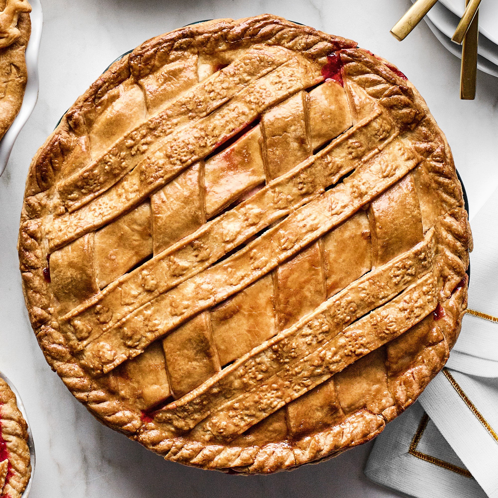 Williams Sonoma Rolling Pie Crust Cutter, Set of 8