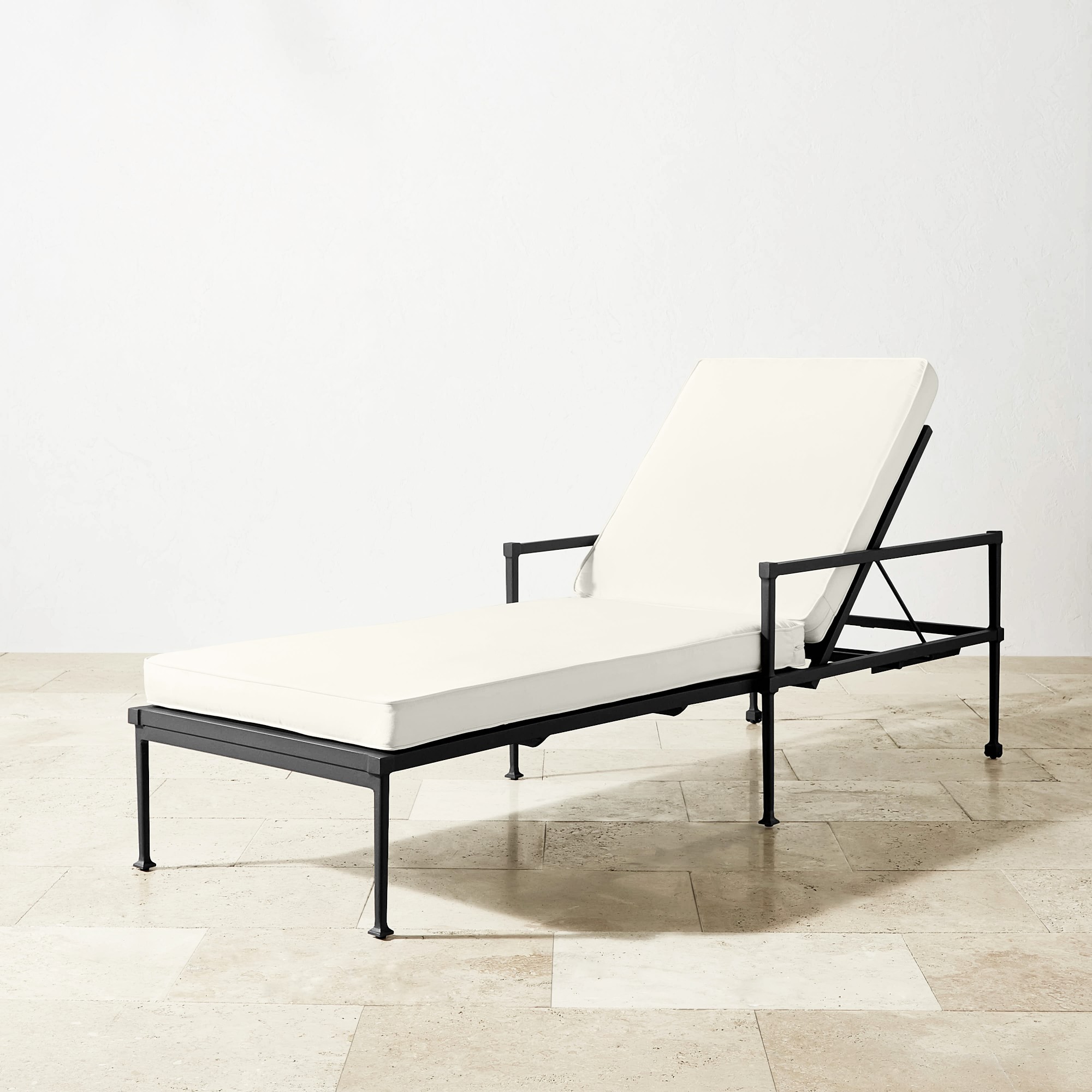 Bridgehampton Outdoor Chaise