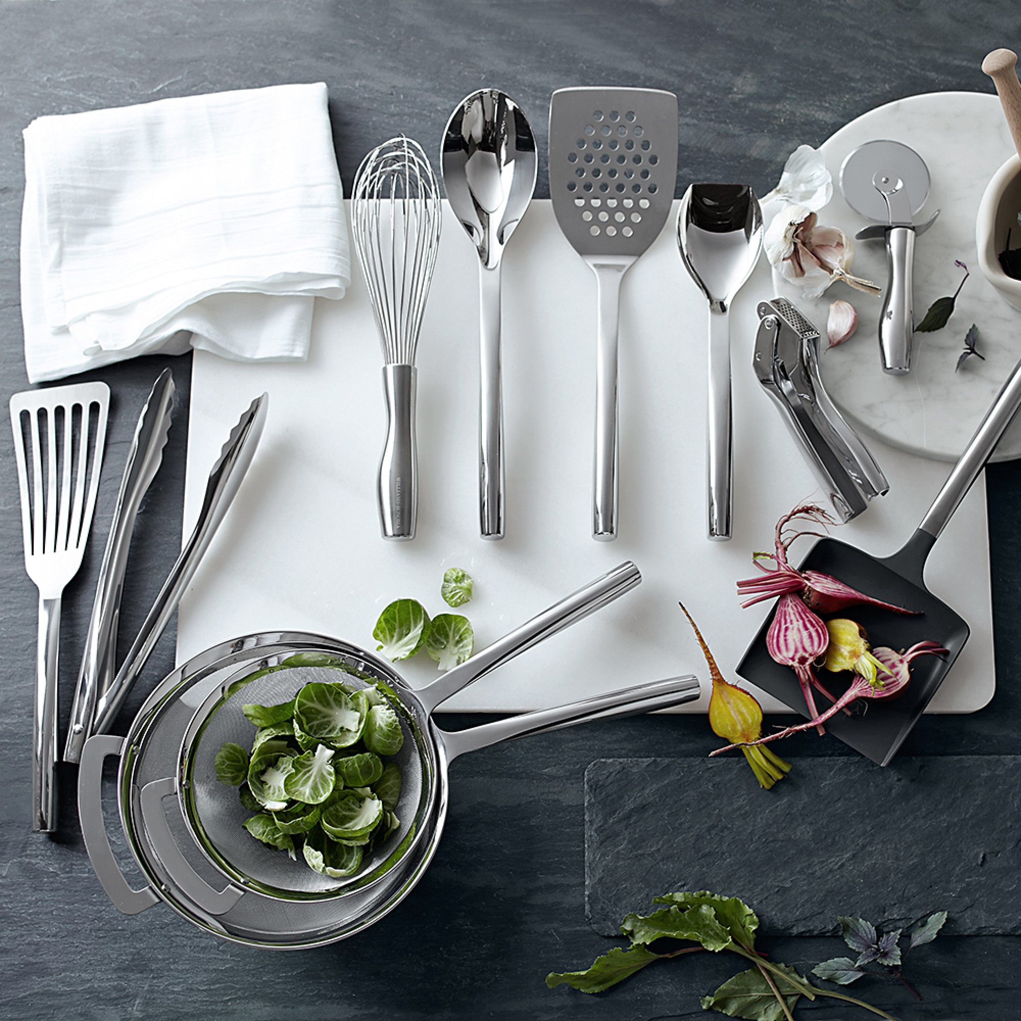 Williams Sonoma Signature Nonstick Roasting Scoop