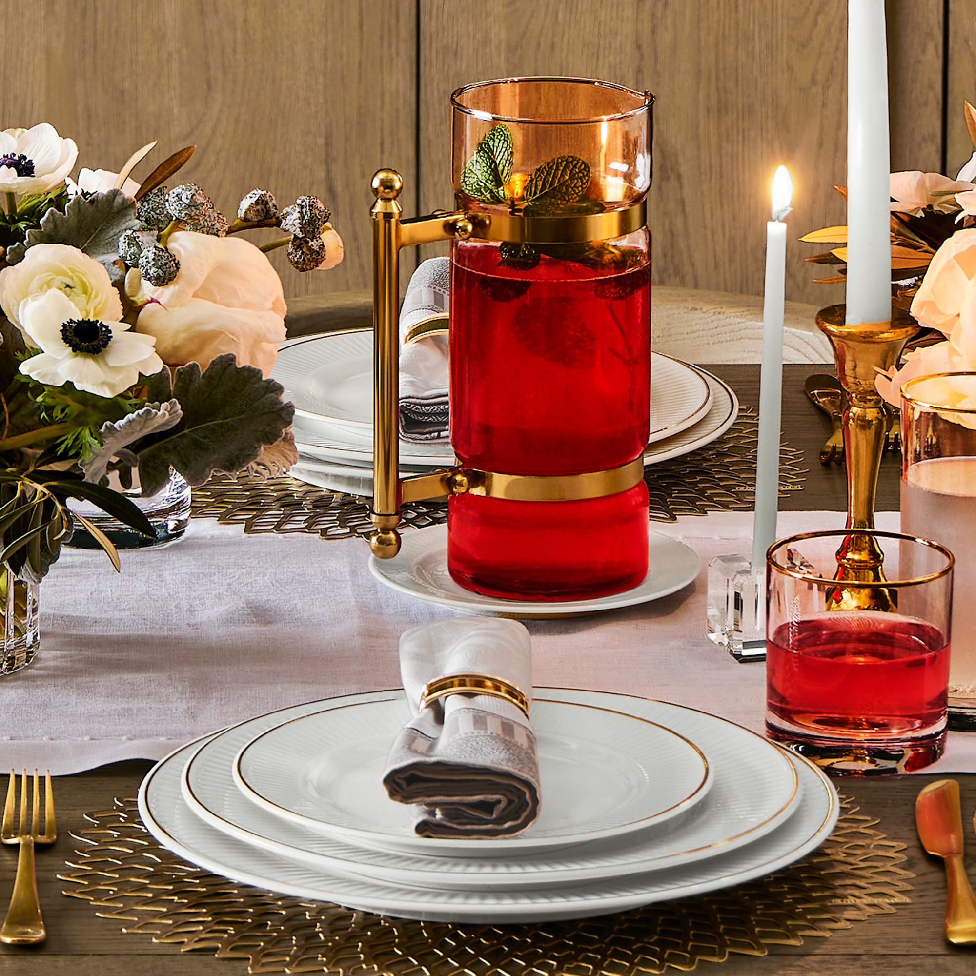 Chilewich Dahlia Round Placemats