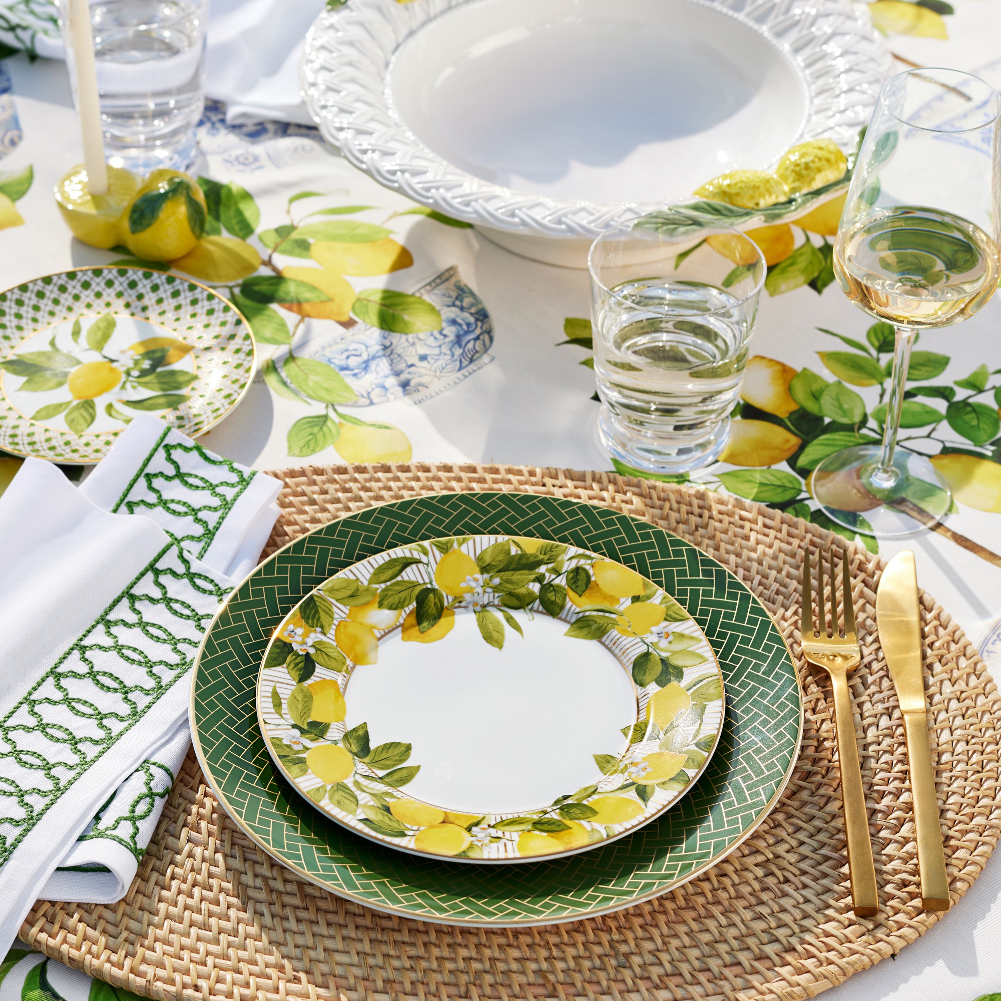 Garden Lattice Dinner Plates, Set of 4