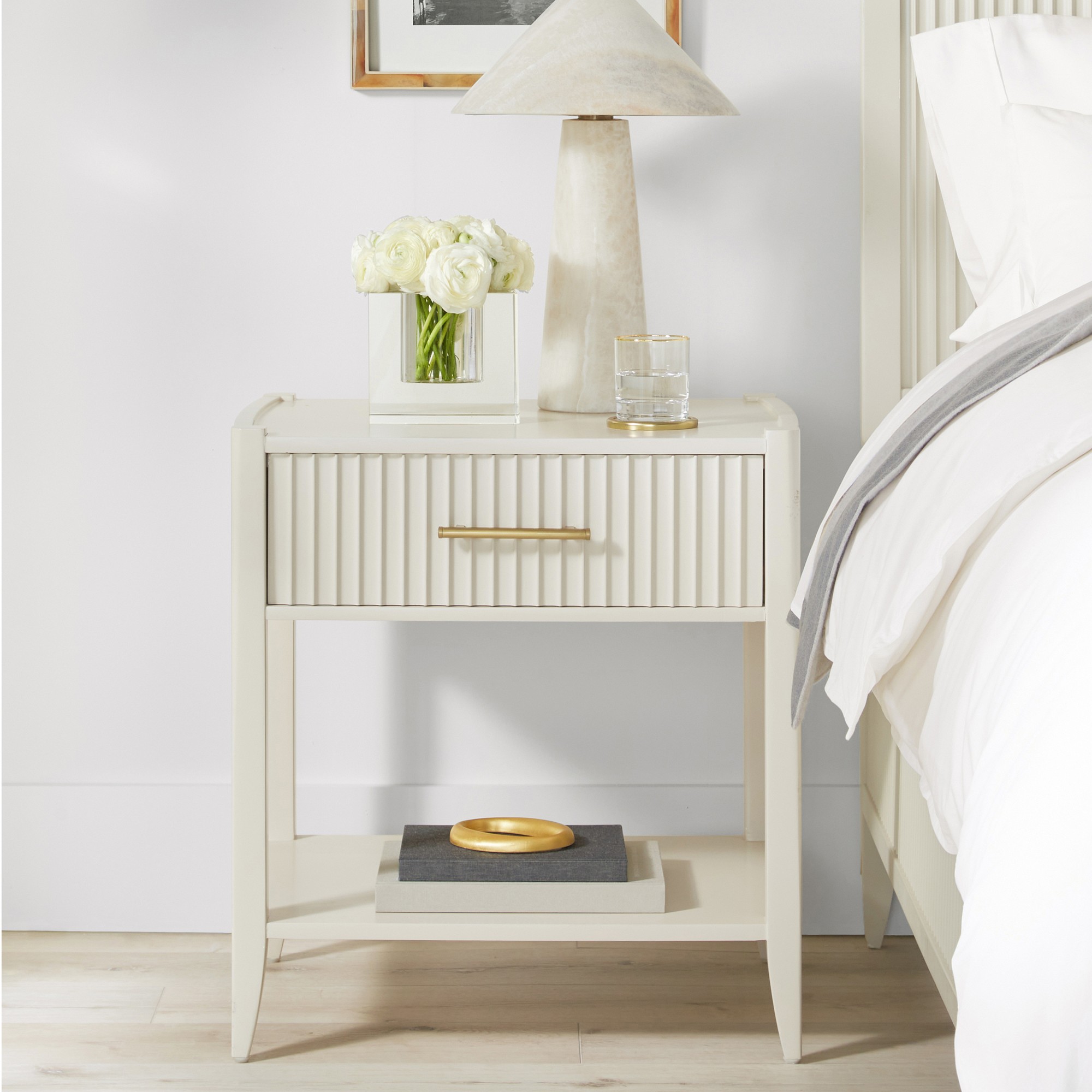 Lewis 1-Drawer Nightstand (26