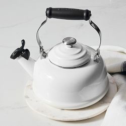 Le Creuset Classic Whistling Tea Kettle