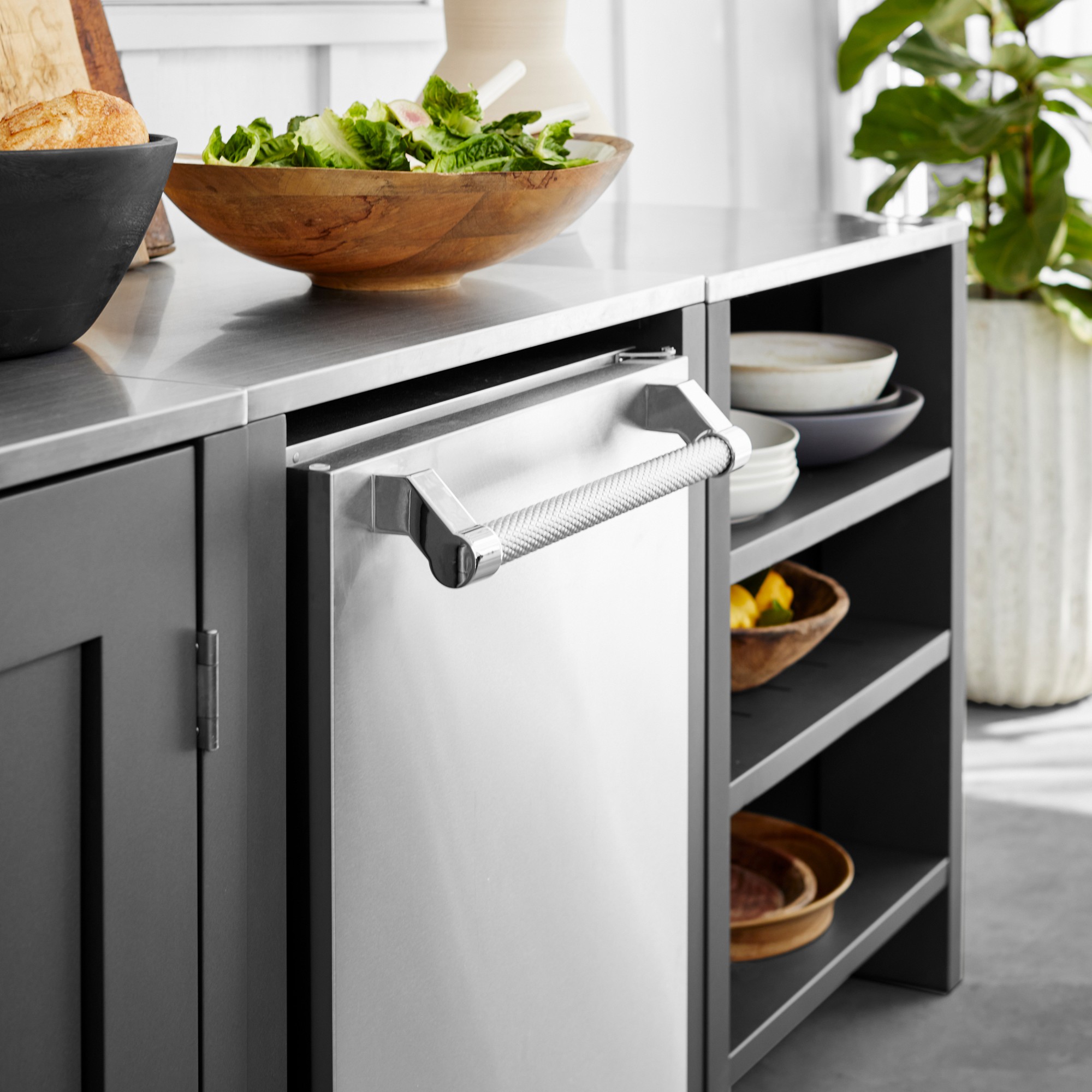 Hestan Aspire Built In Outdoor Refrigerator