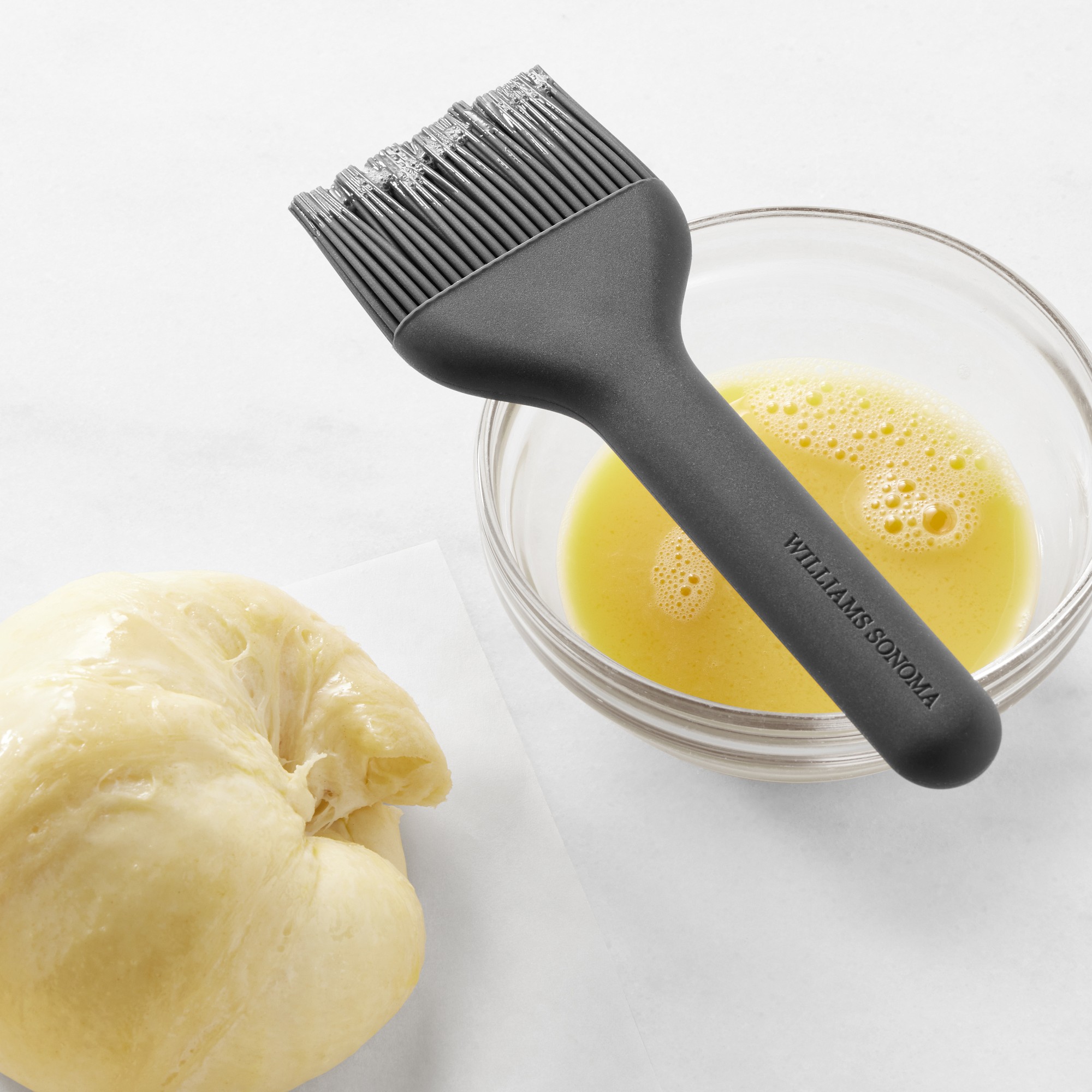 Williams Sonoma Goldtouch® Pro Silicone Pastry Brush