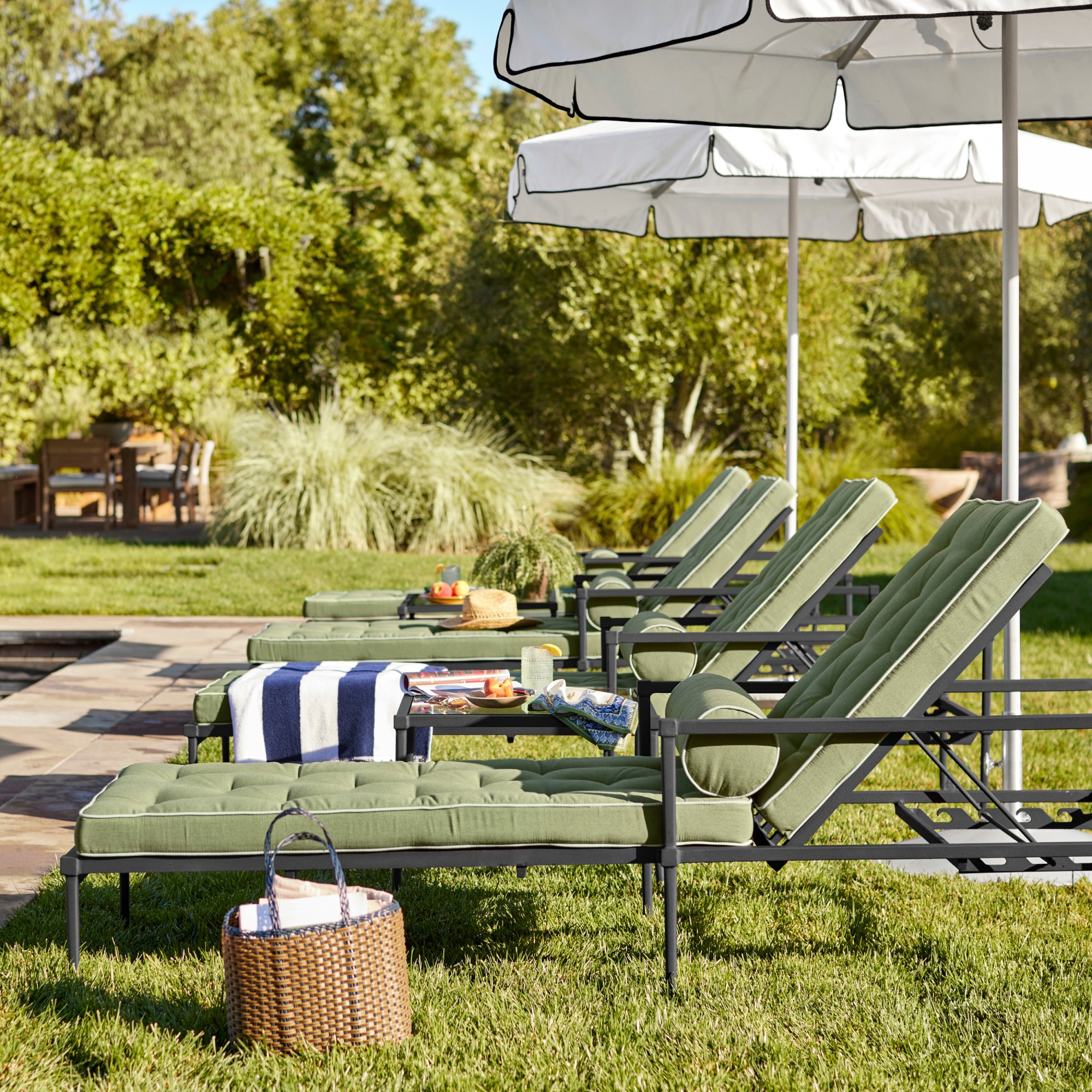 Bridgehampton Outdoor Chaise