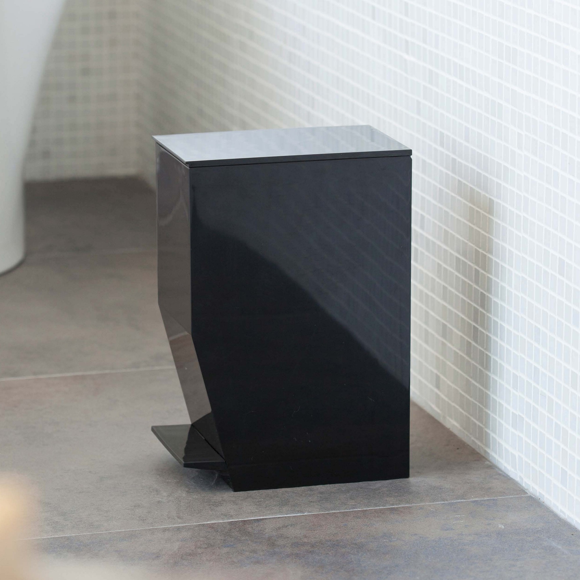 Yamazaki Home Tower Step Trash Can