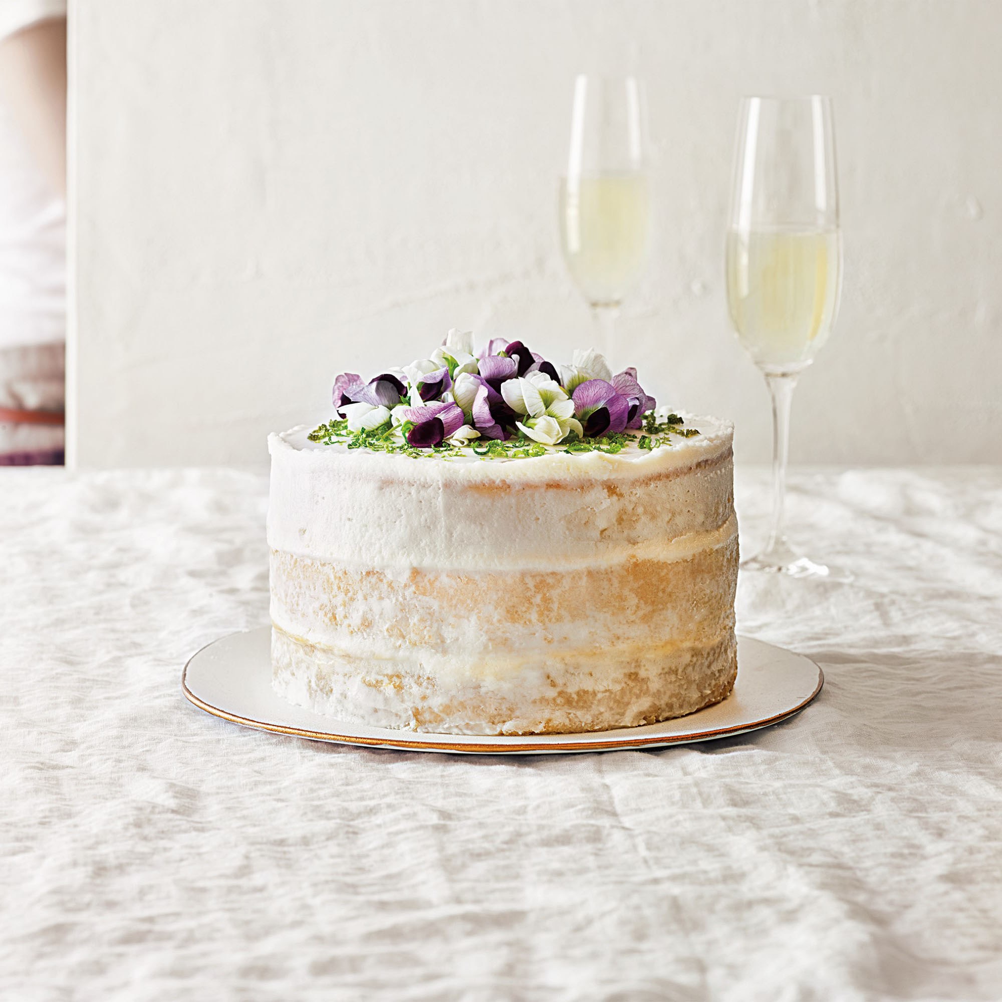 Williams Sonoma Baking Favorites Cookbook