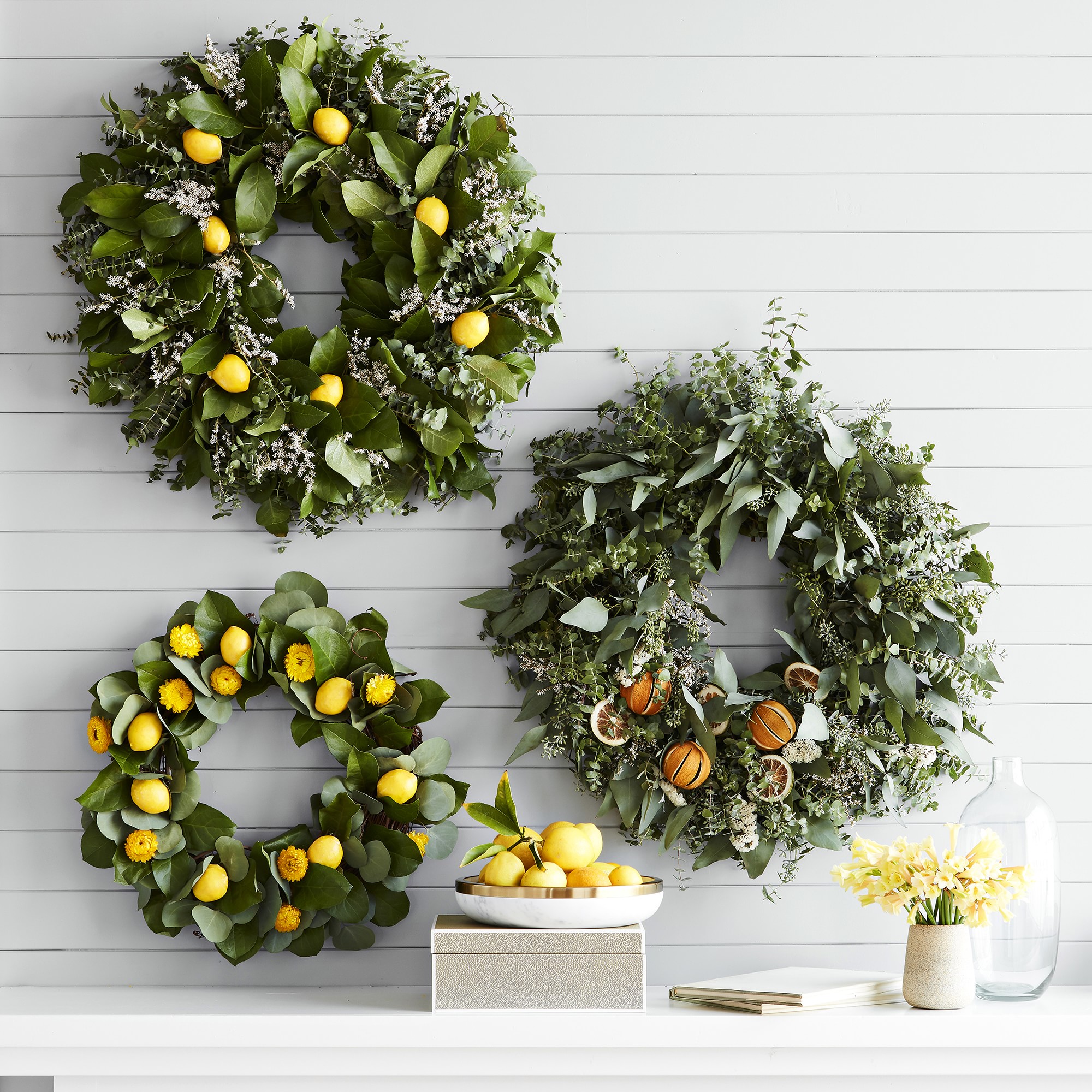 Lemon & Eucalyptus Live Wreath, 20