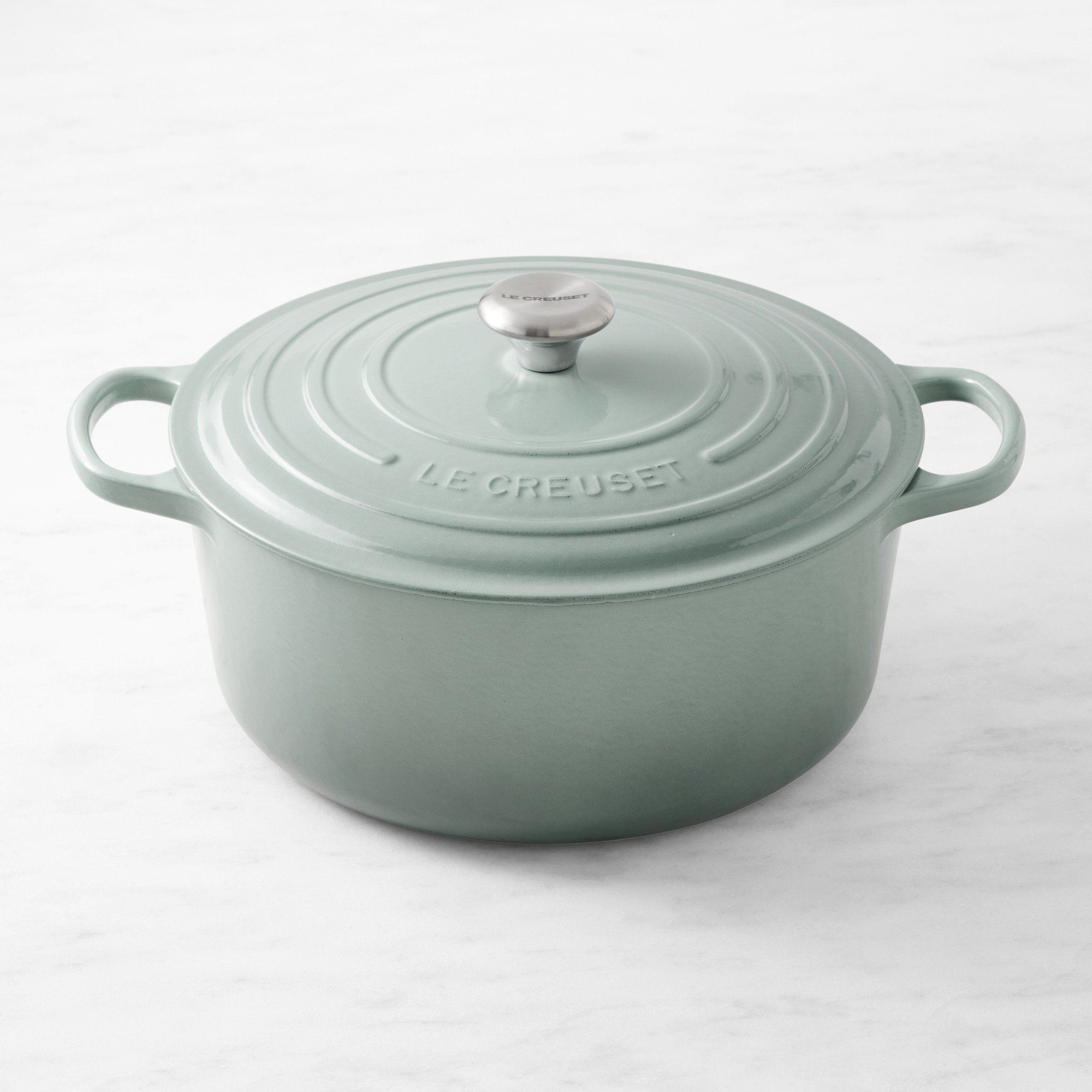 Le Creuset Signature Enameled Cast Iron Round Dutch Oven