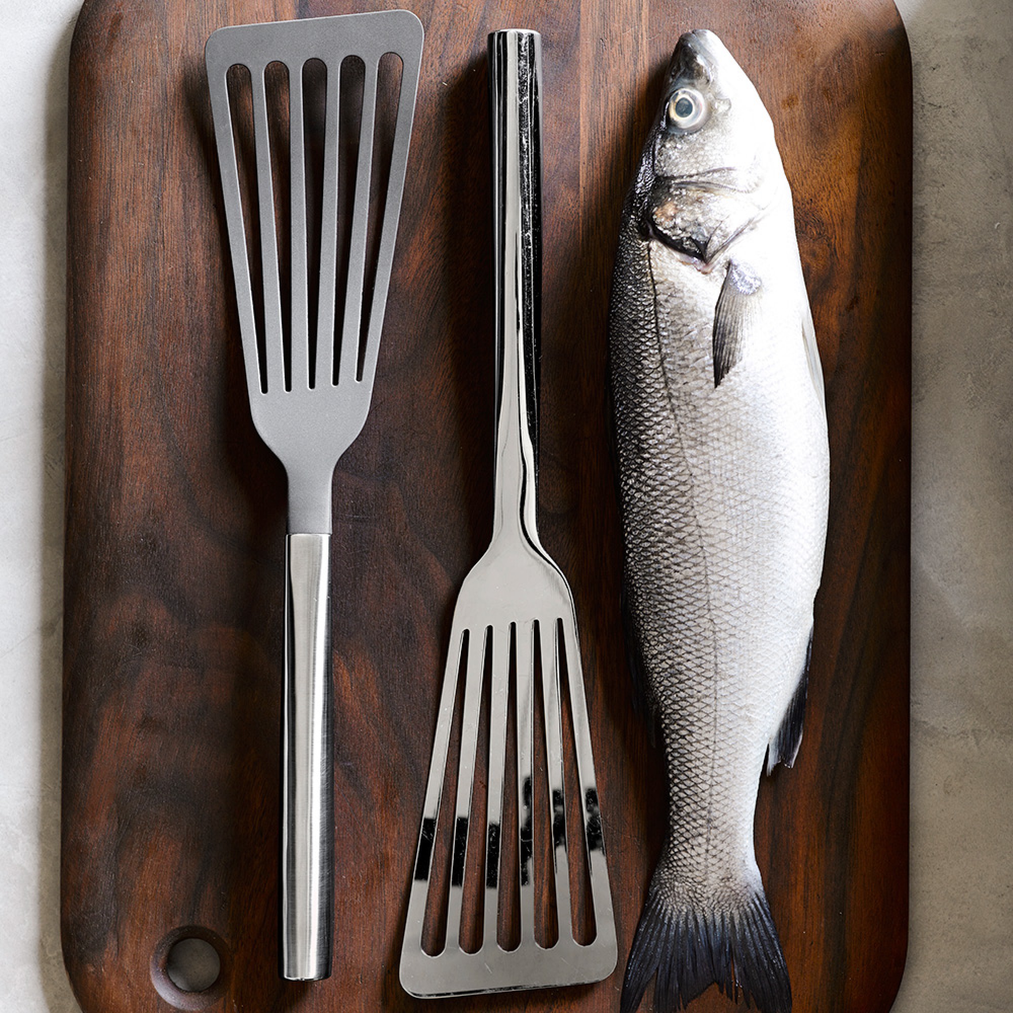 Williams Sonoma Signature Nonstick Fish Turner