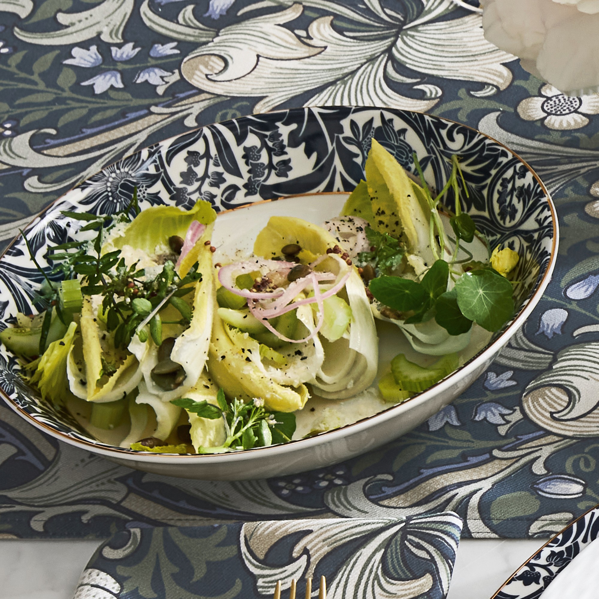 Morris & Co. x Williams Sonoma Golden Lilly Table Runner