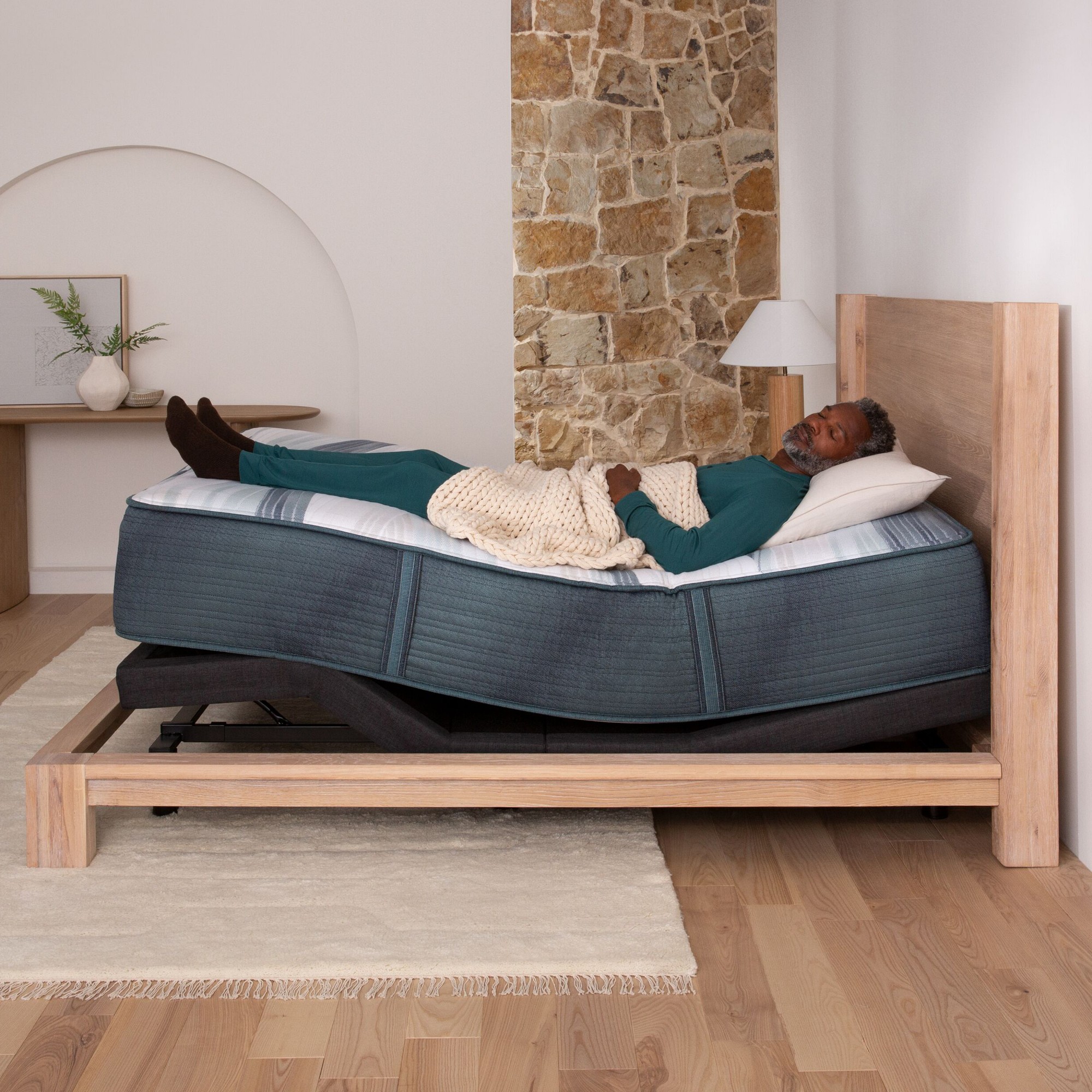 Beautyrest® Advanced Motion Adjustable Mattress Base
