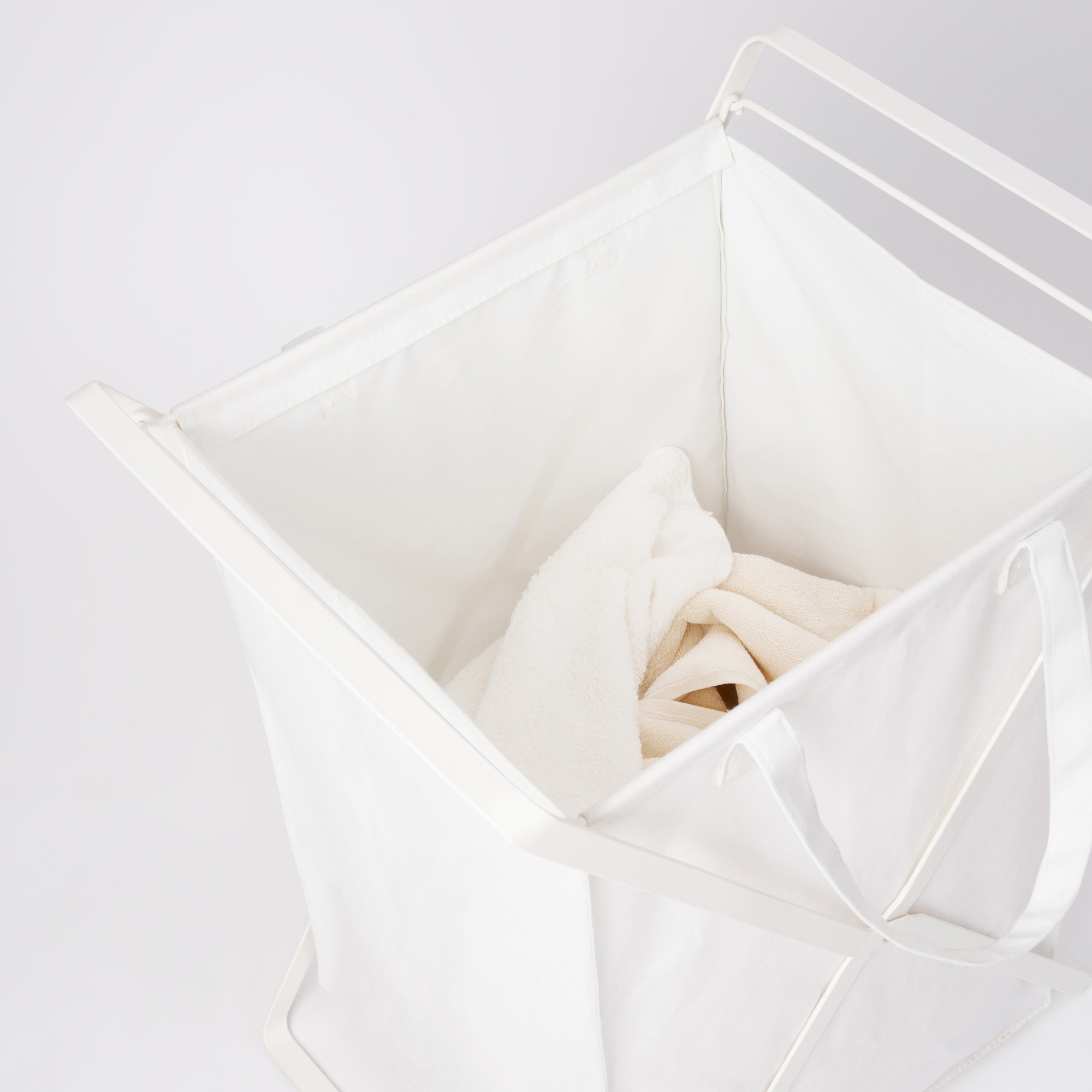 Yamazaki Home Laundry Hamper with Cotton Liner
