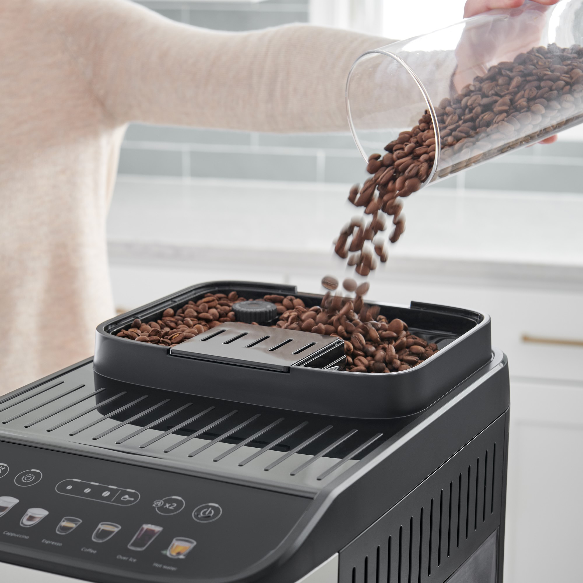 De'Longhi Magnifica Evo Fully Automatic Espresso Machine with LatteCrema System