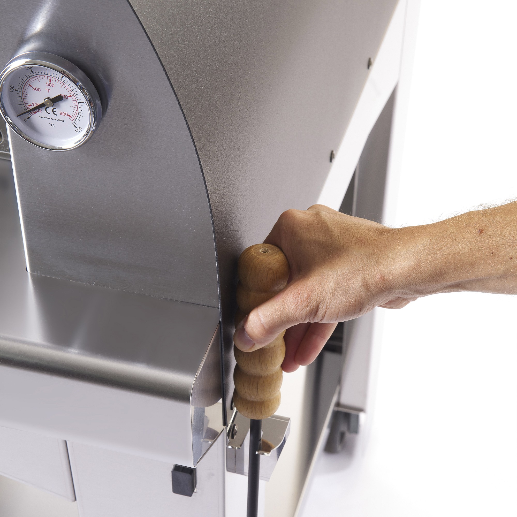 Fontana Forni Marinara Wood Fired Pizza Oven and Cart