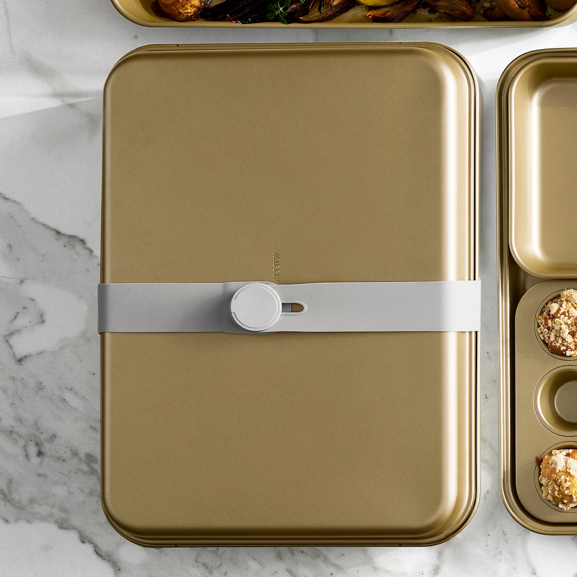 Williams Sonoma Goldtouch® Space Saving Bakeware, Set of 9