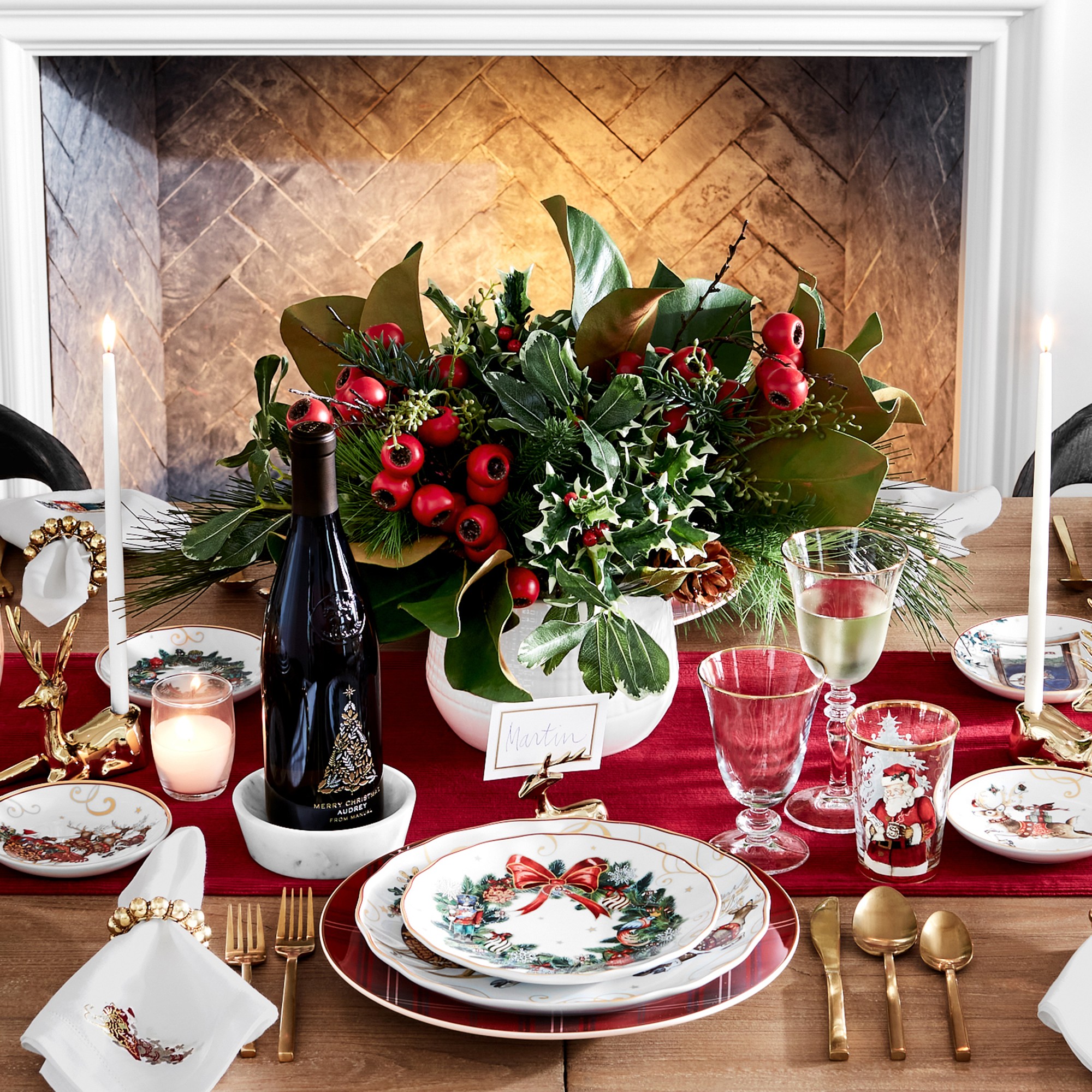 Gold Crown Napkin Rings, Set of 4