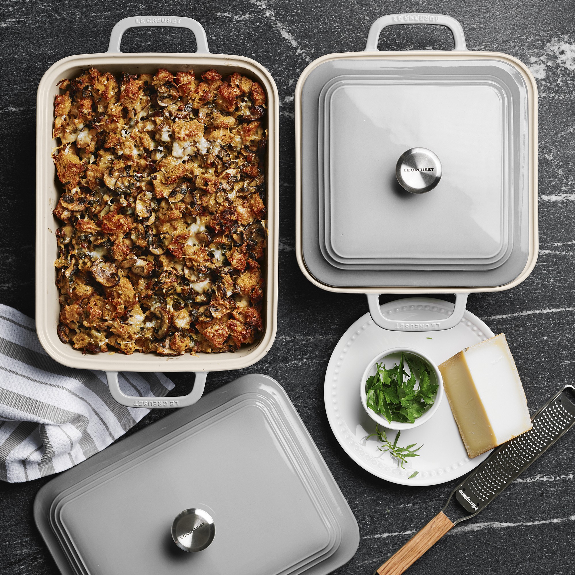 Le Creuset San Francisco Stoneware Square Covered Baker, 3-Qt.