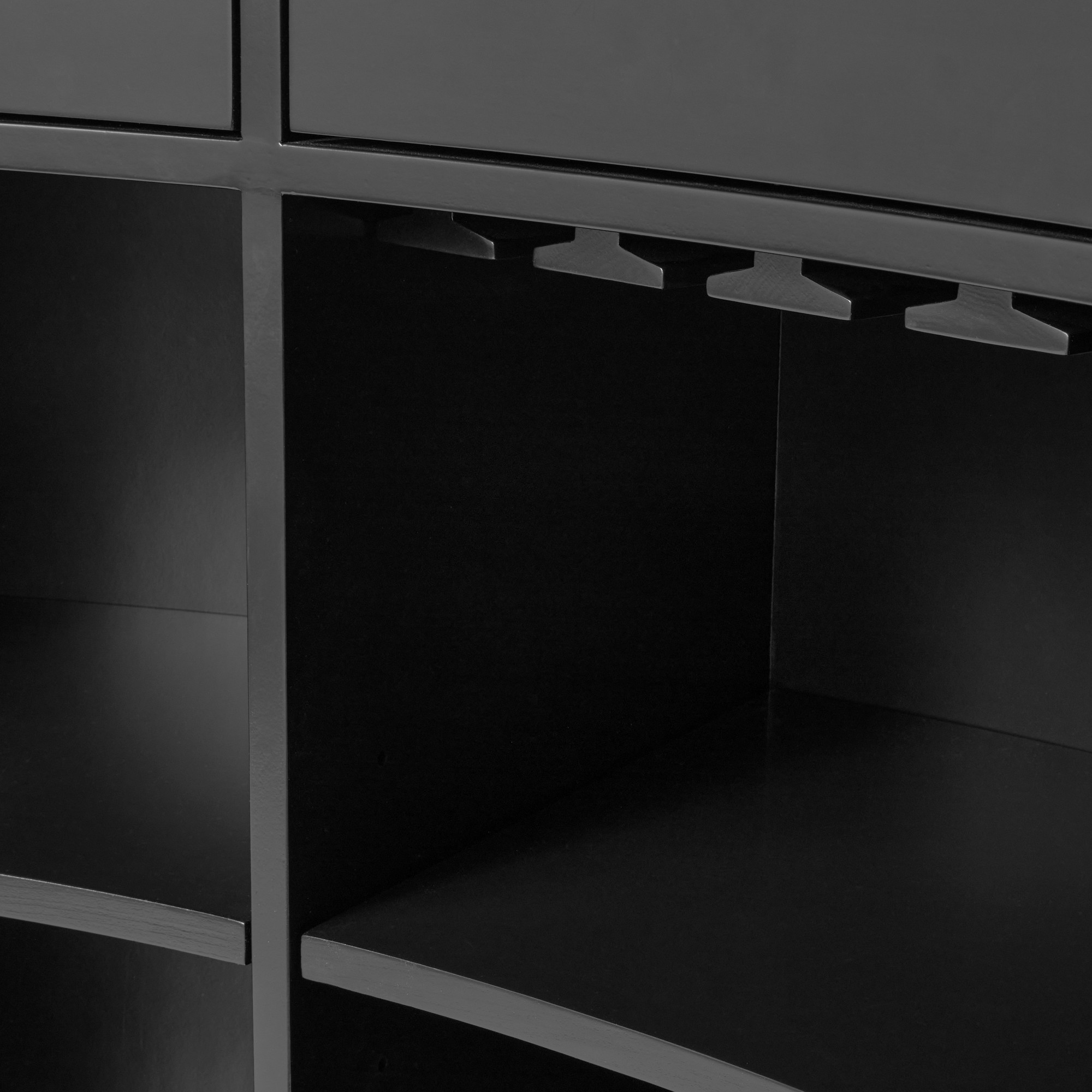 Lewis Curved Bar (49