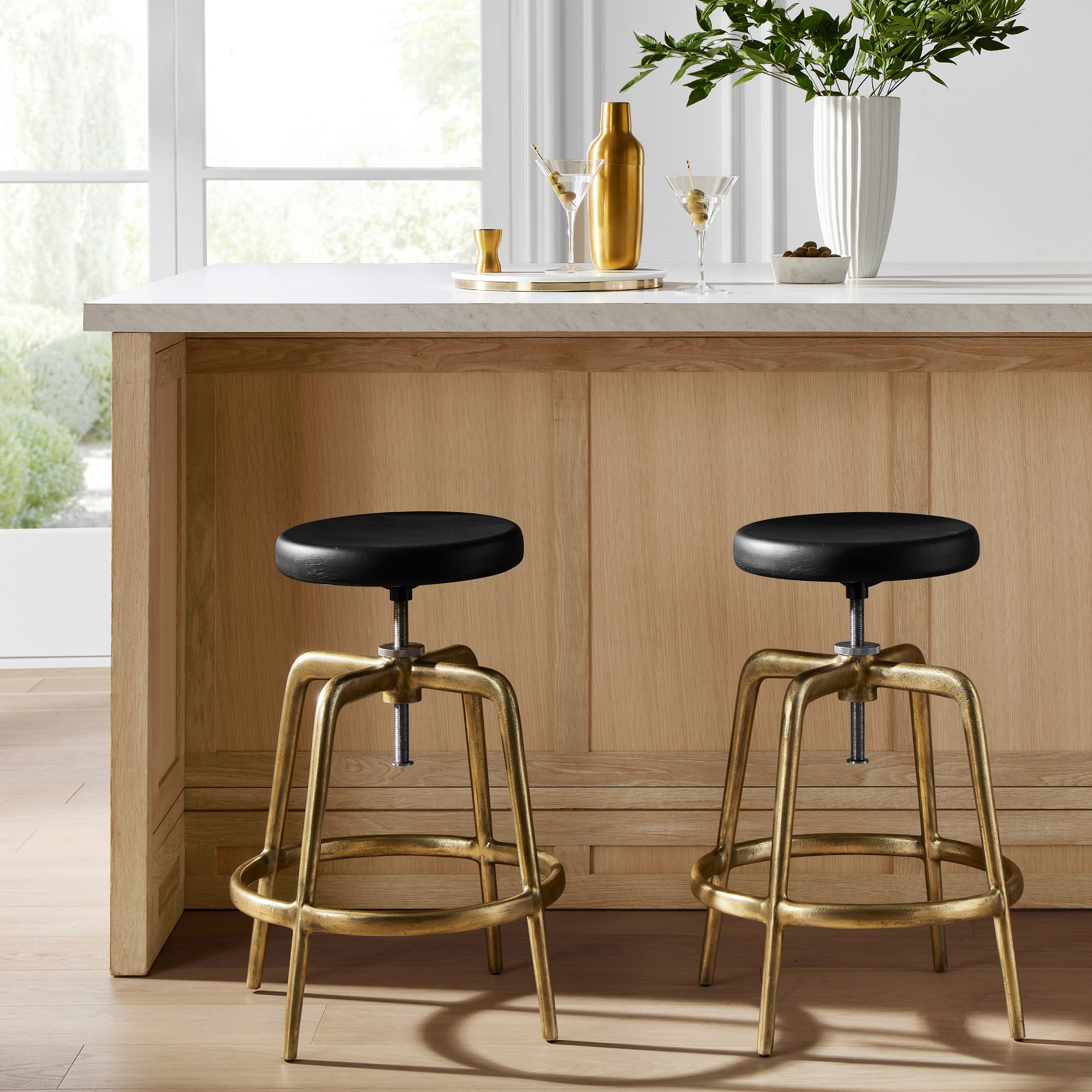 Murray Backless Counter Stool
