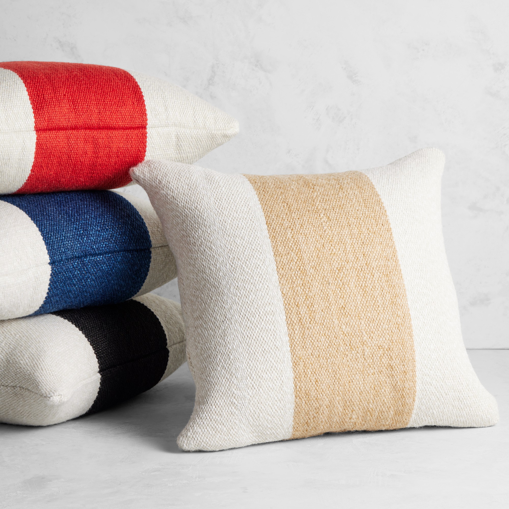 Center Stripe Outdoor Pillow Cover