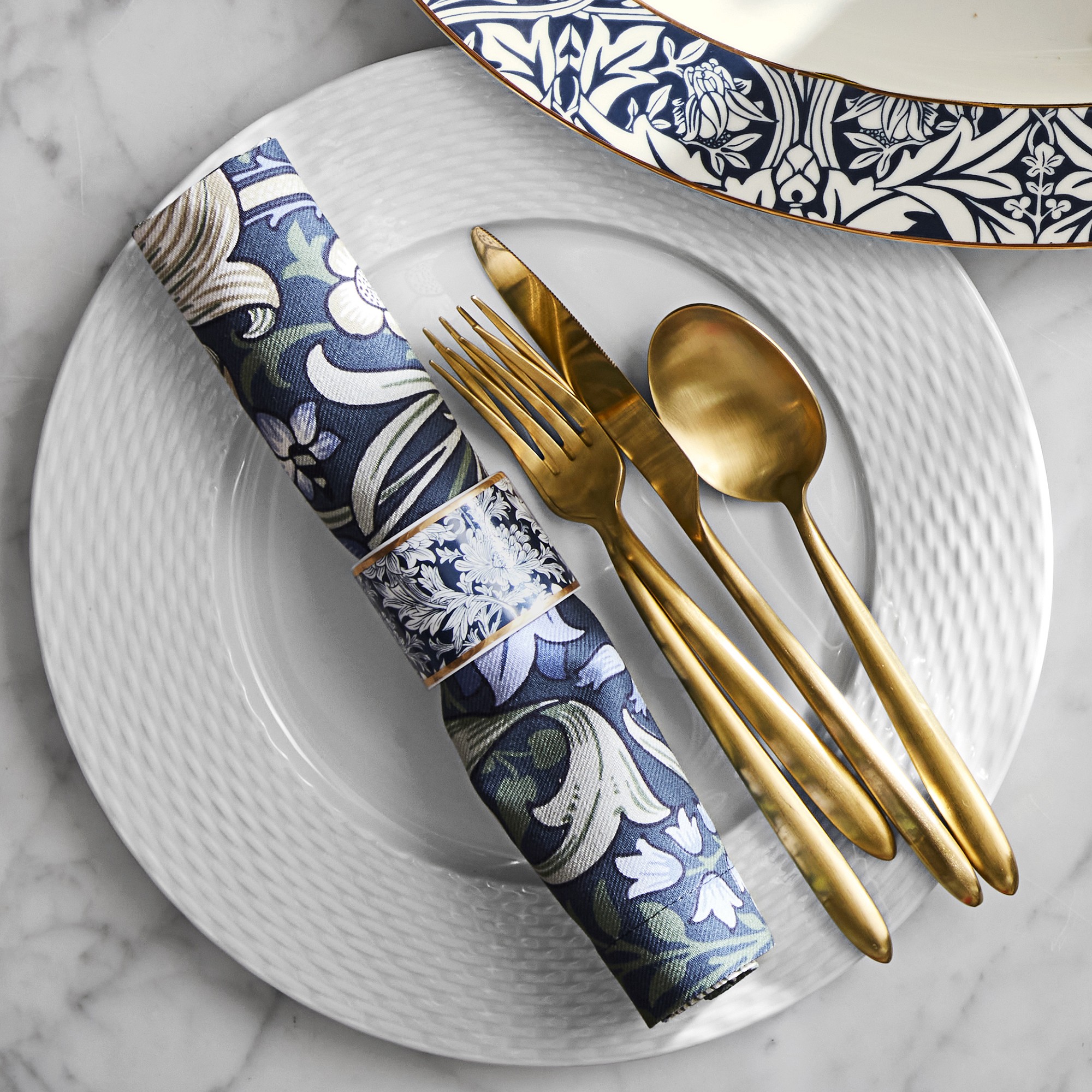 Pillivuyt Basketweave Porcelain Dinner Plates