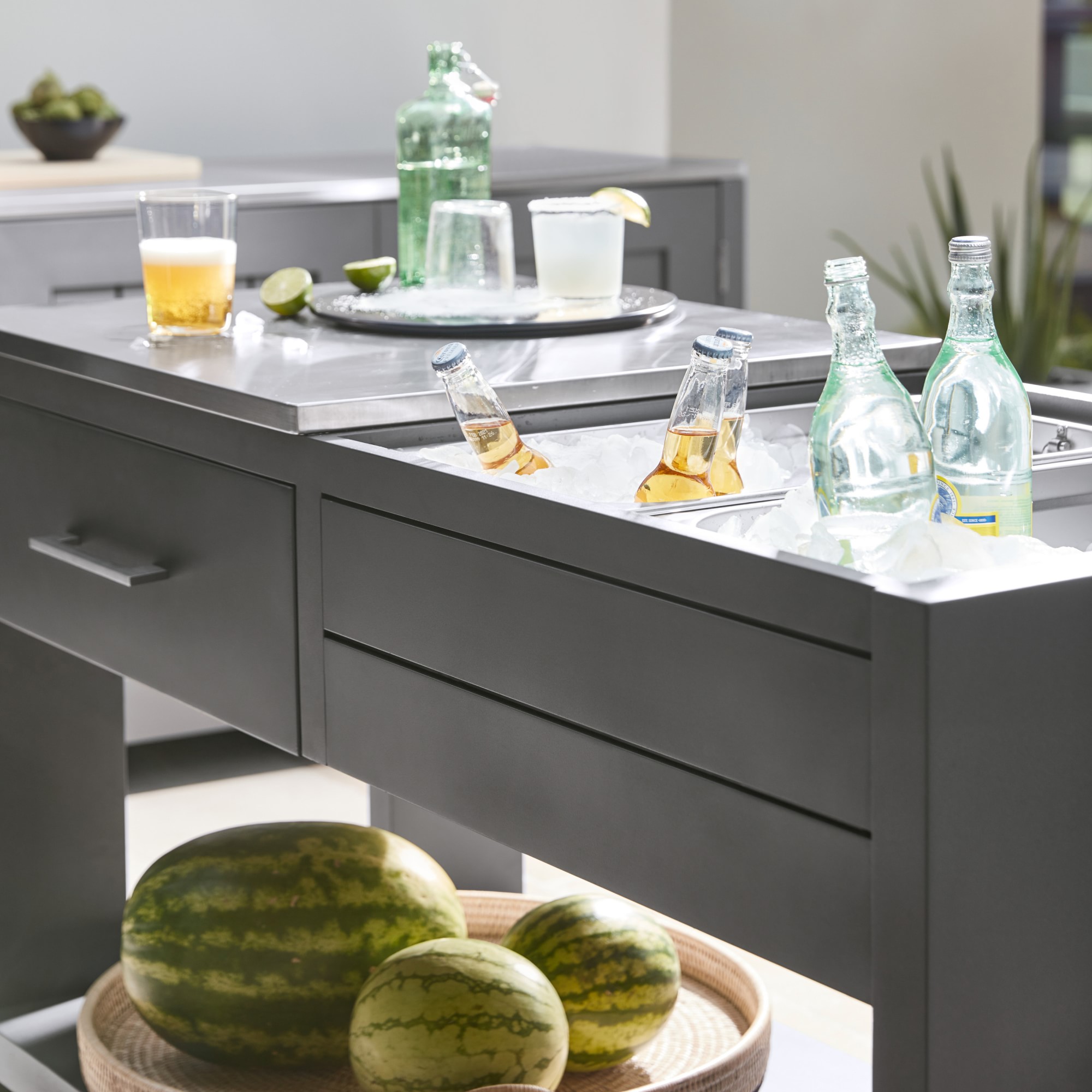 Larnaca Outdoor Slate Grey Metal Prep Table (58